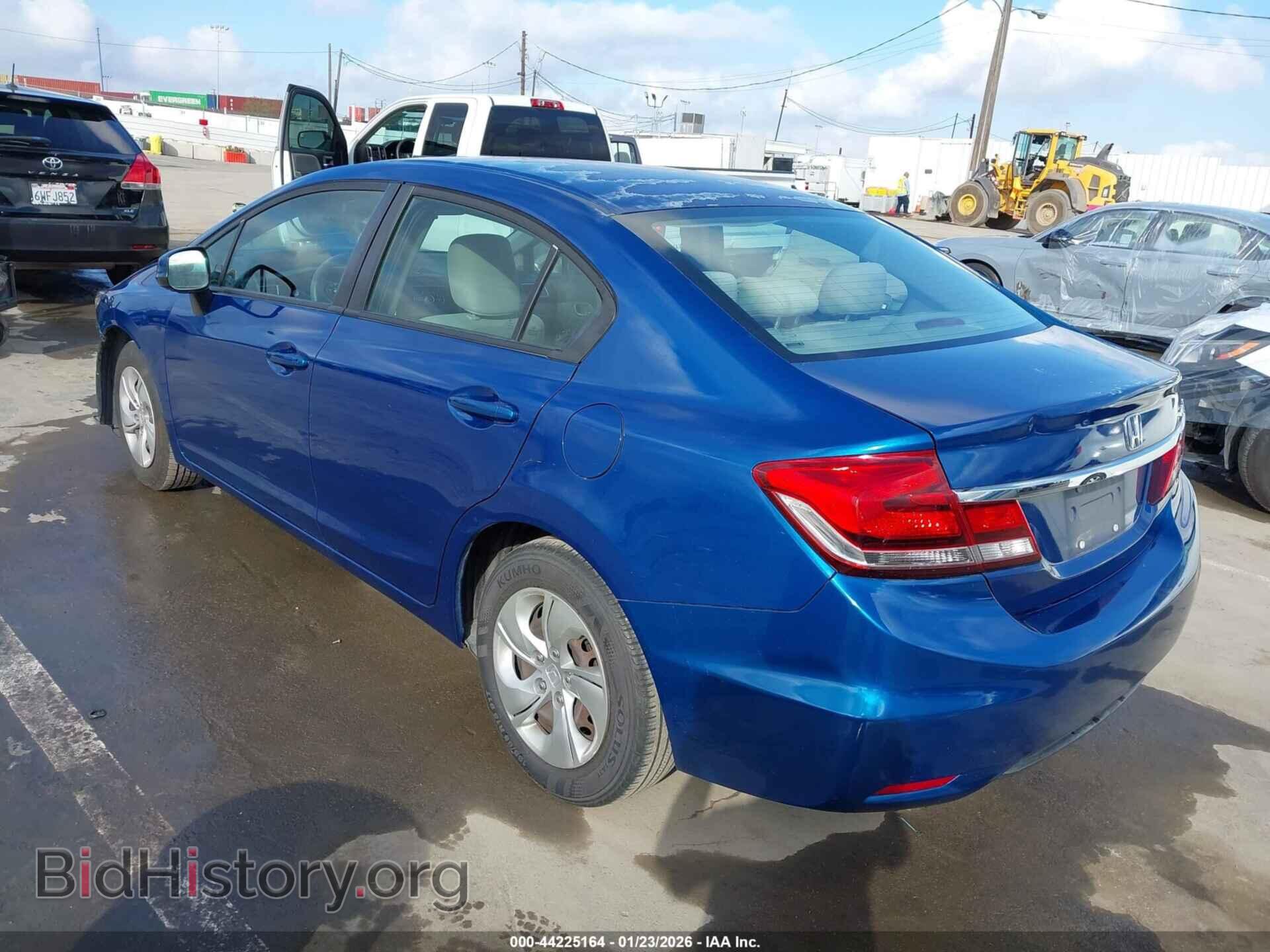 2013 HONDA CIVIC - VIN: 19XFB2F57DE251954 - Фото 3