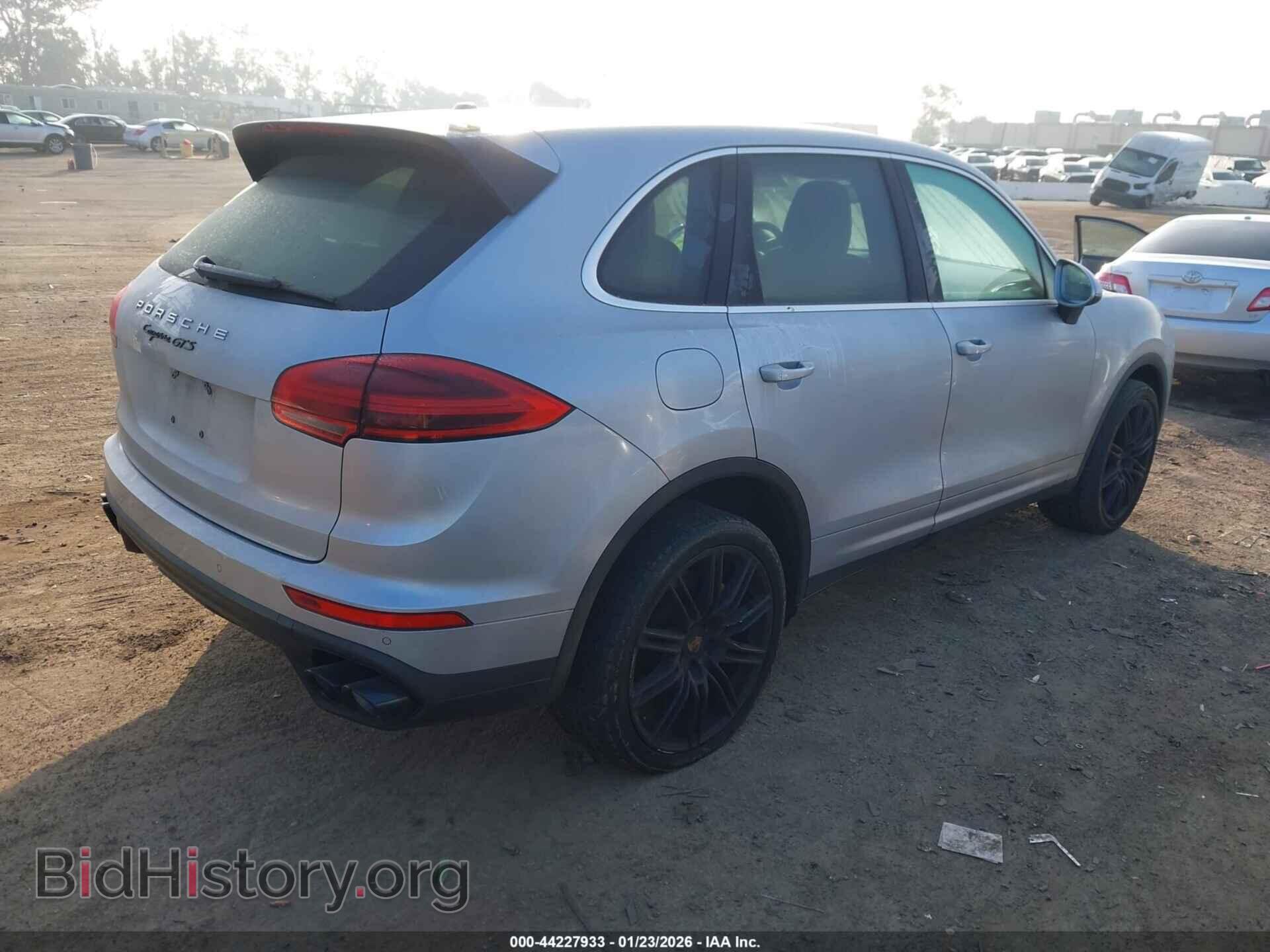 2016 PORSCHE CAYENNE - VIN: WP1AA2A2XGLA04898 - Photo 4