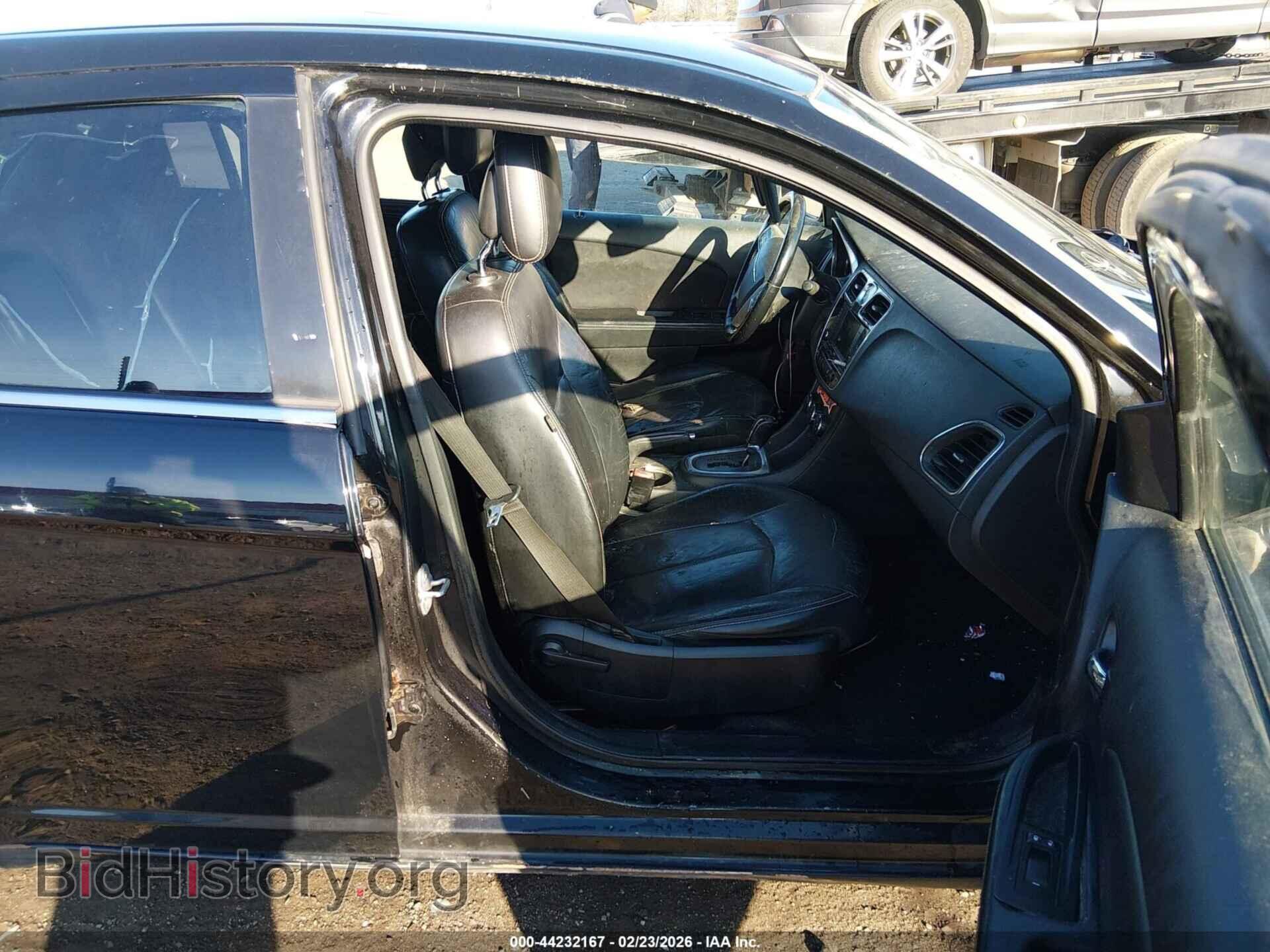 2012 CHRYSLER 200 - VIN: 1C3CCBCB7CN267838 - Фото 5