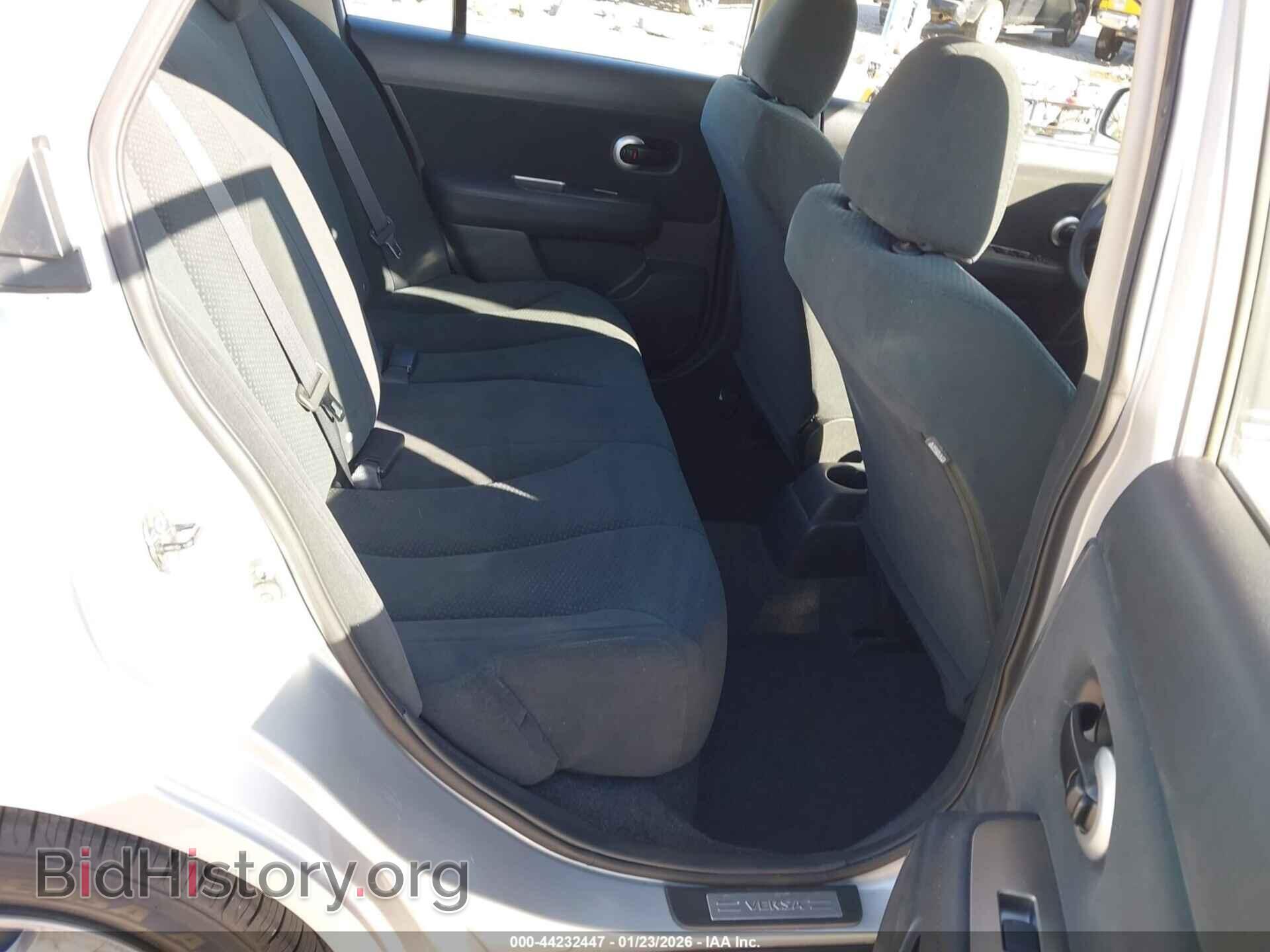 2011 NISSAN VERSA - VIN: 3N1BC1AP2BL361529 - Фото 8