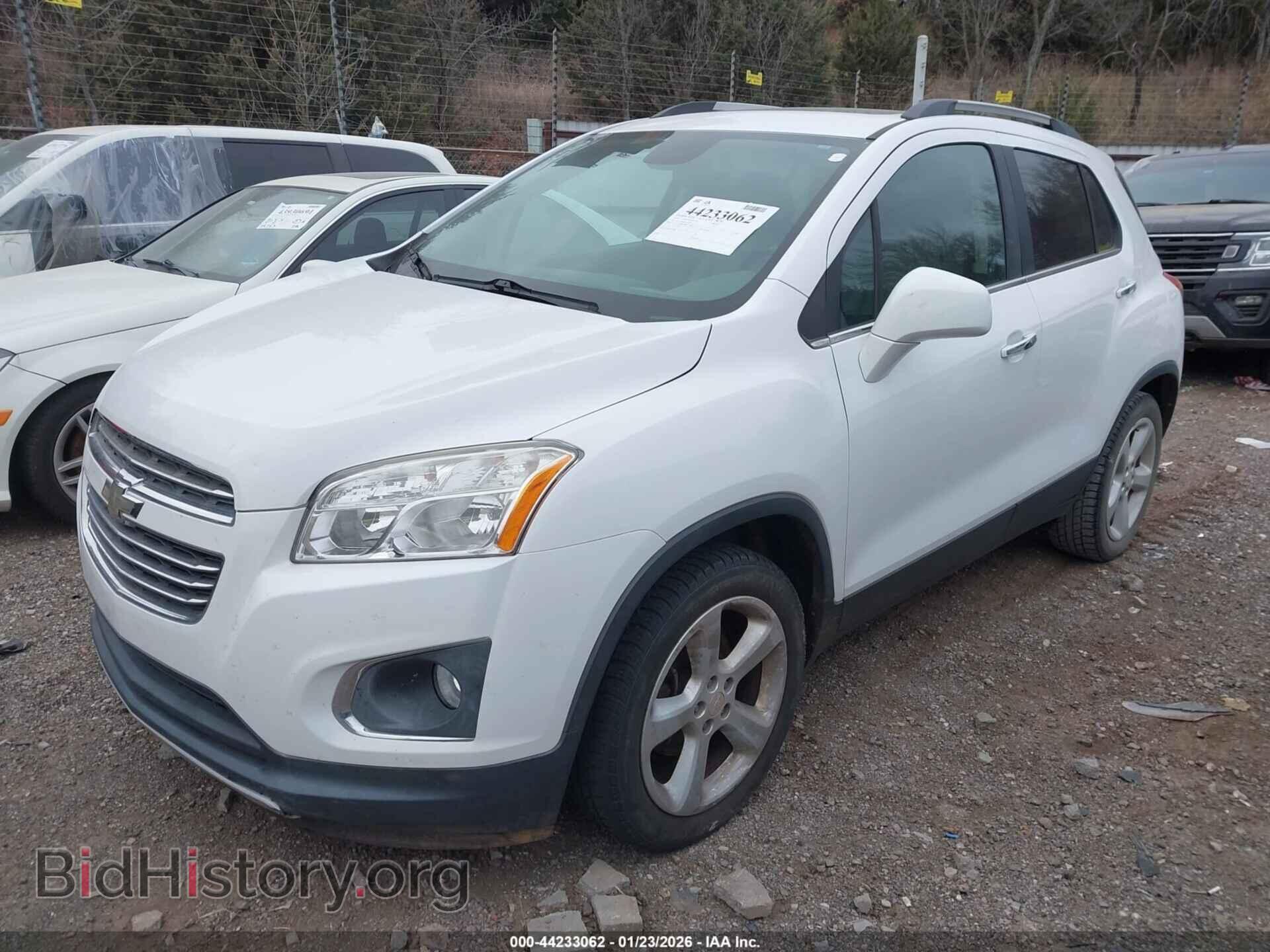 2016 CHEVROLET TRAX - VIN: 3GNCJMSB1GL126842 - Фото 2