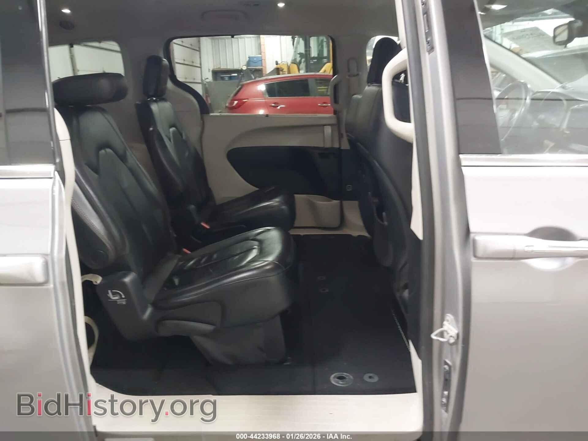 2017 CHRYSLER PACIFICA - VIN: 2C4RC1BG3HR784979 - Фото 8
