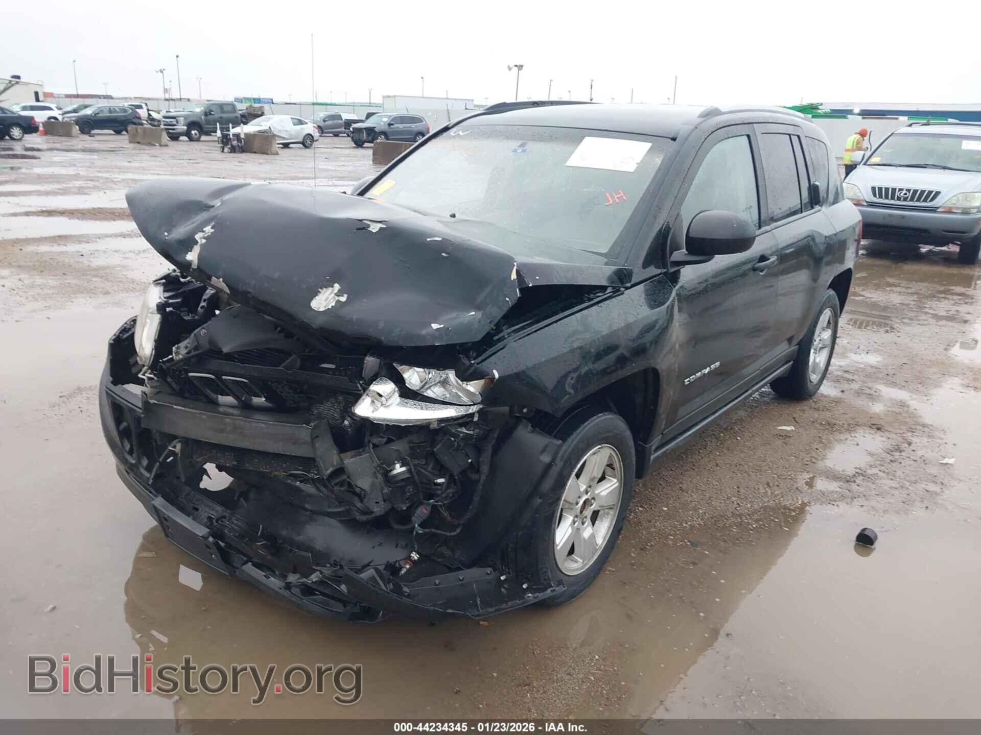 2013 JEEP COMPASS - VIN: 1C4NJCBA1DD102657 - Фото 2