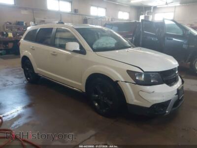 2018 Dodge JOURNEY Crossroad AWD, white — VIN 3C4PDDGG7JT386532, IAAI