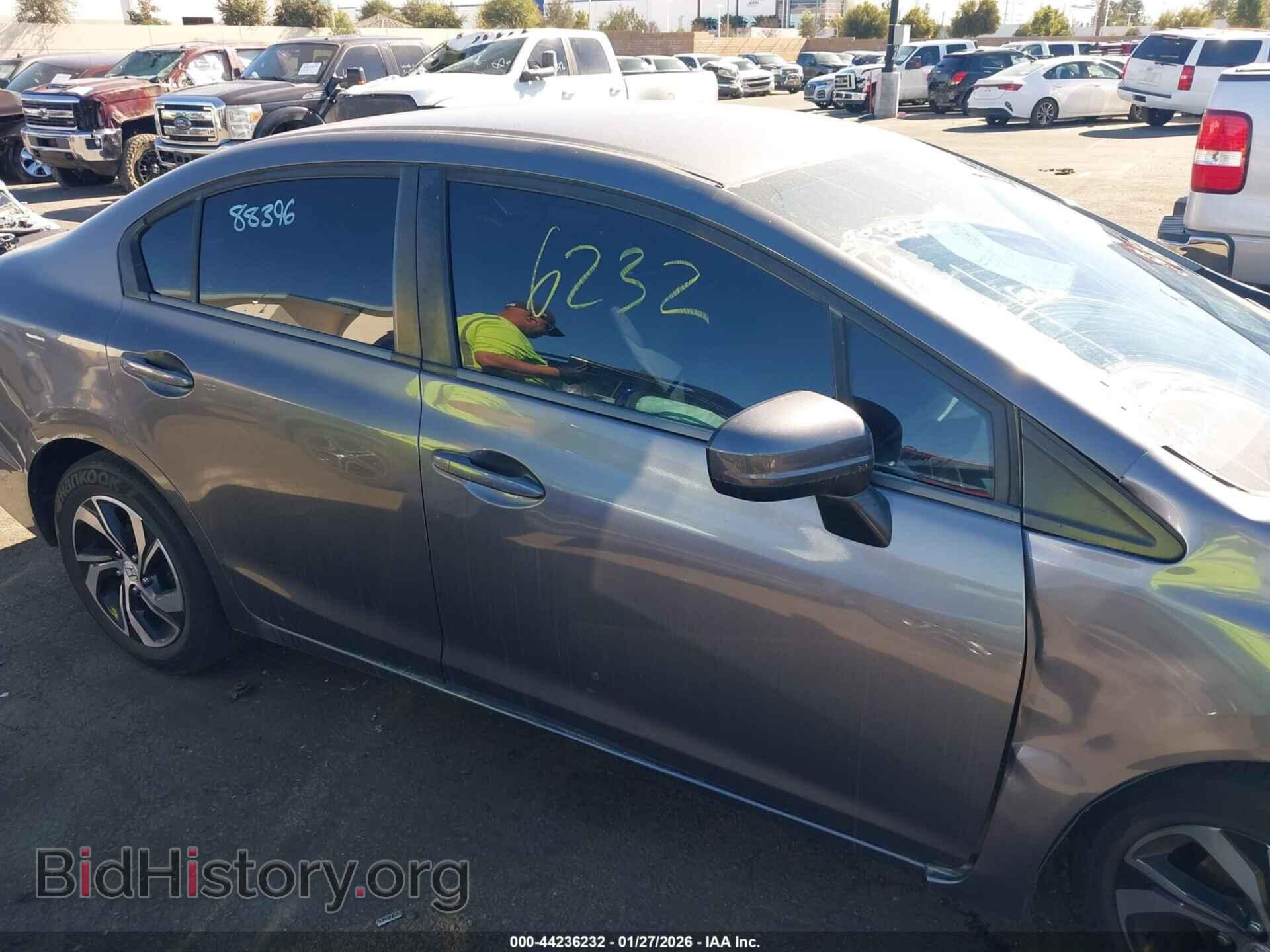 2015 HONDA CIVIC - VIN: 19XFB2F5XFE206445 - Фото 13