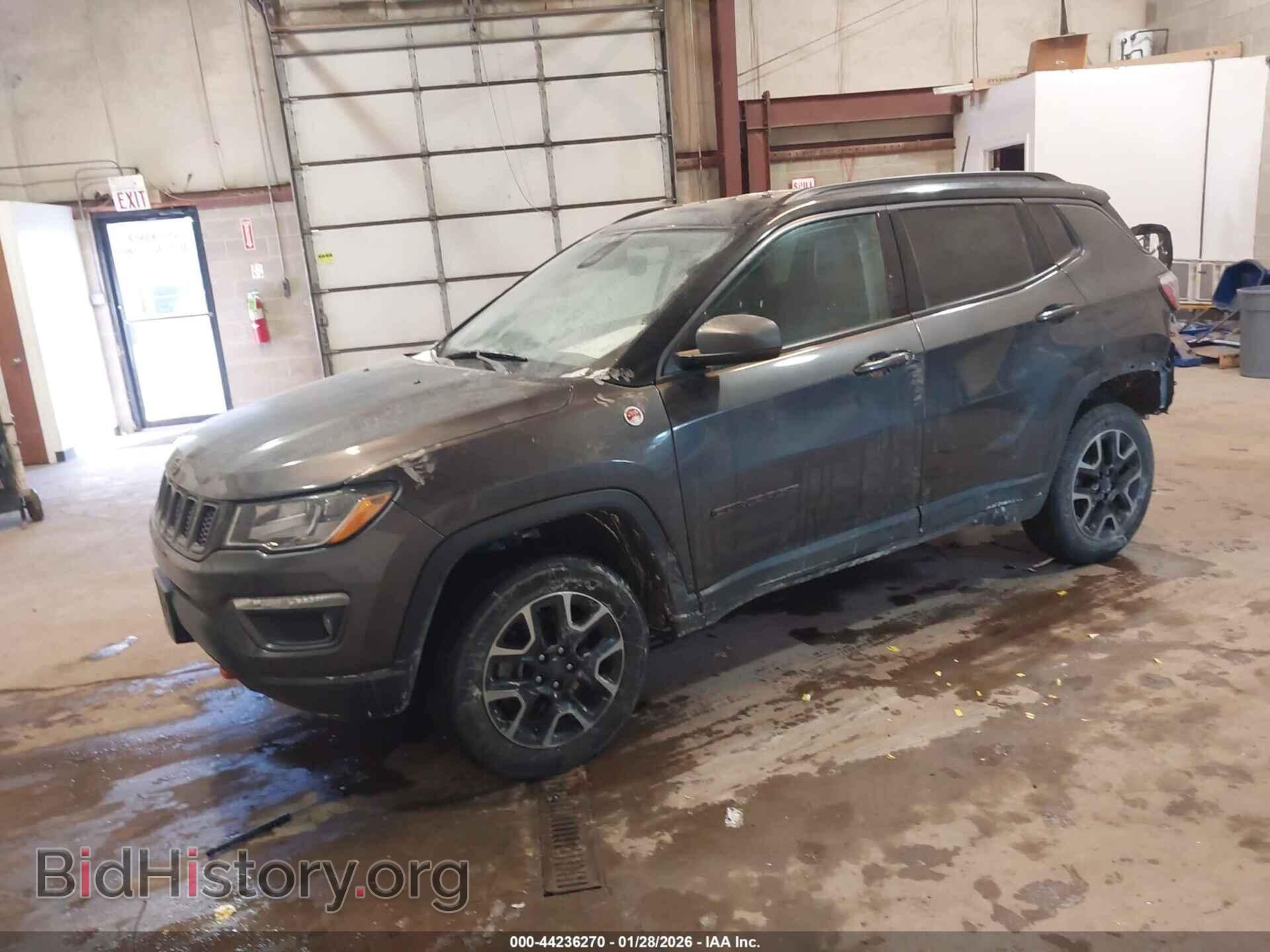 2019 JEEP COMPASS - VIN: 3C4NJDDB8KT740021 - Фото 2