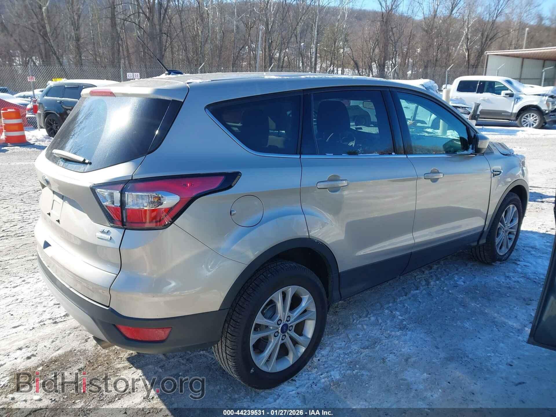 2017 FORD ESCAPE - VIN: 1FMCU9G90HUB56565 - Фото 4