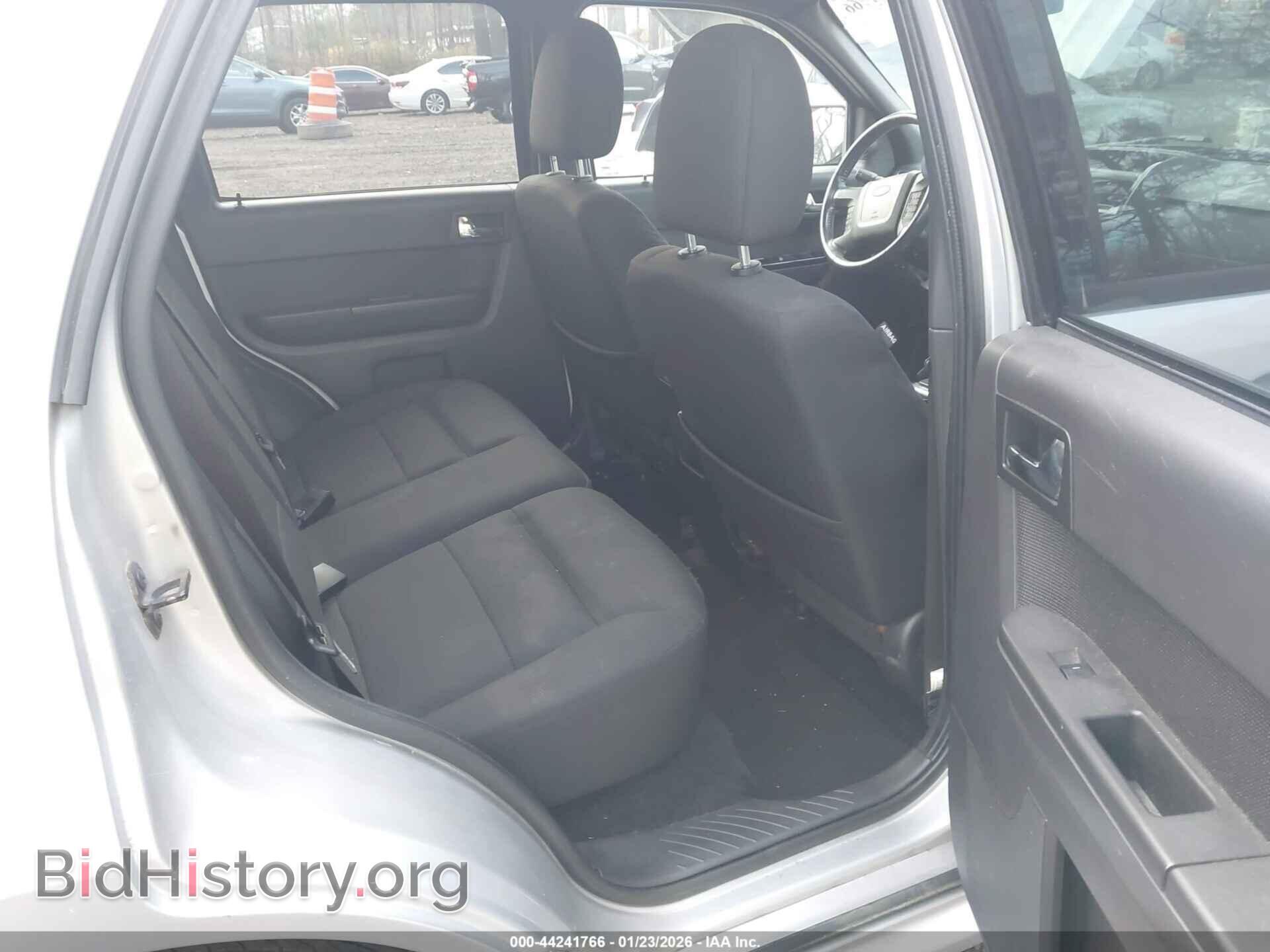 2010 FORD ESCAPE - VIN: 1FMCU0D74AKA42763 - Фото 8