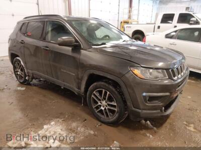 2018 Jeep COMPASS Latitude 4X4, серый — VIN 3C4NJDBBXJT154597, IAAI