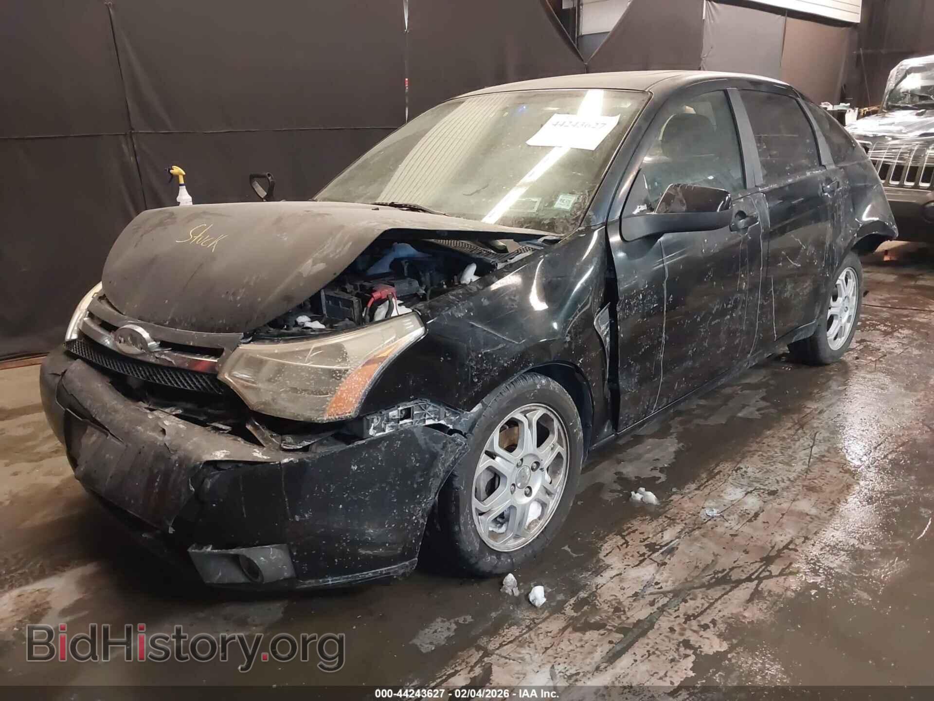 2008 FORD FOCUS - VIN: 1FAHP35N88W187541 - Фото 2