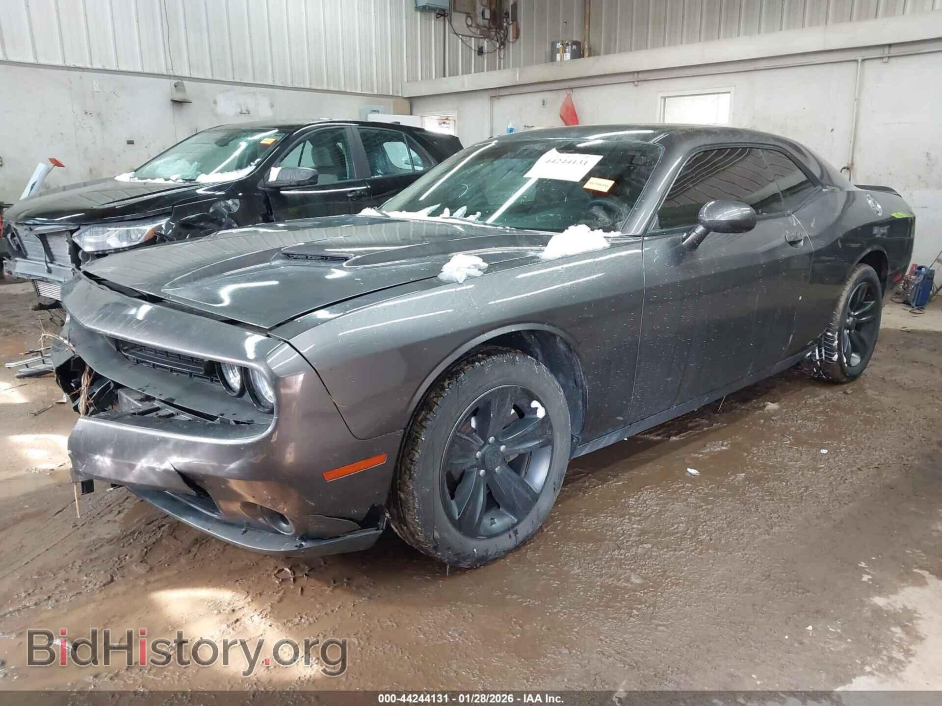 2019 DODGE CHALLENGER - VIN: 2C3CDZAG4KH616322 - Фото 2