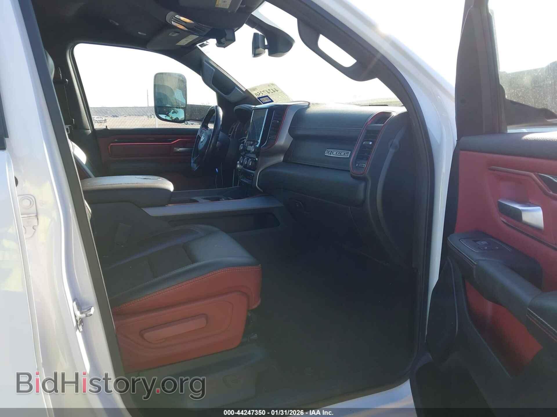 2019 RAM 1500 - VIN: 1C6SRFLT5KN670812 - Фото 5