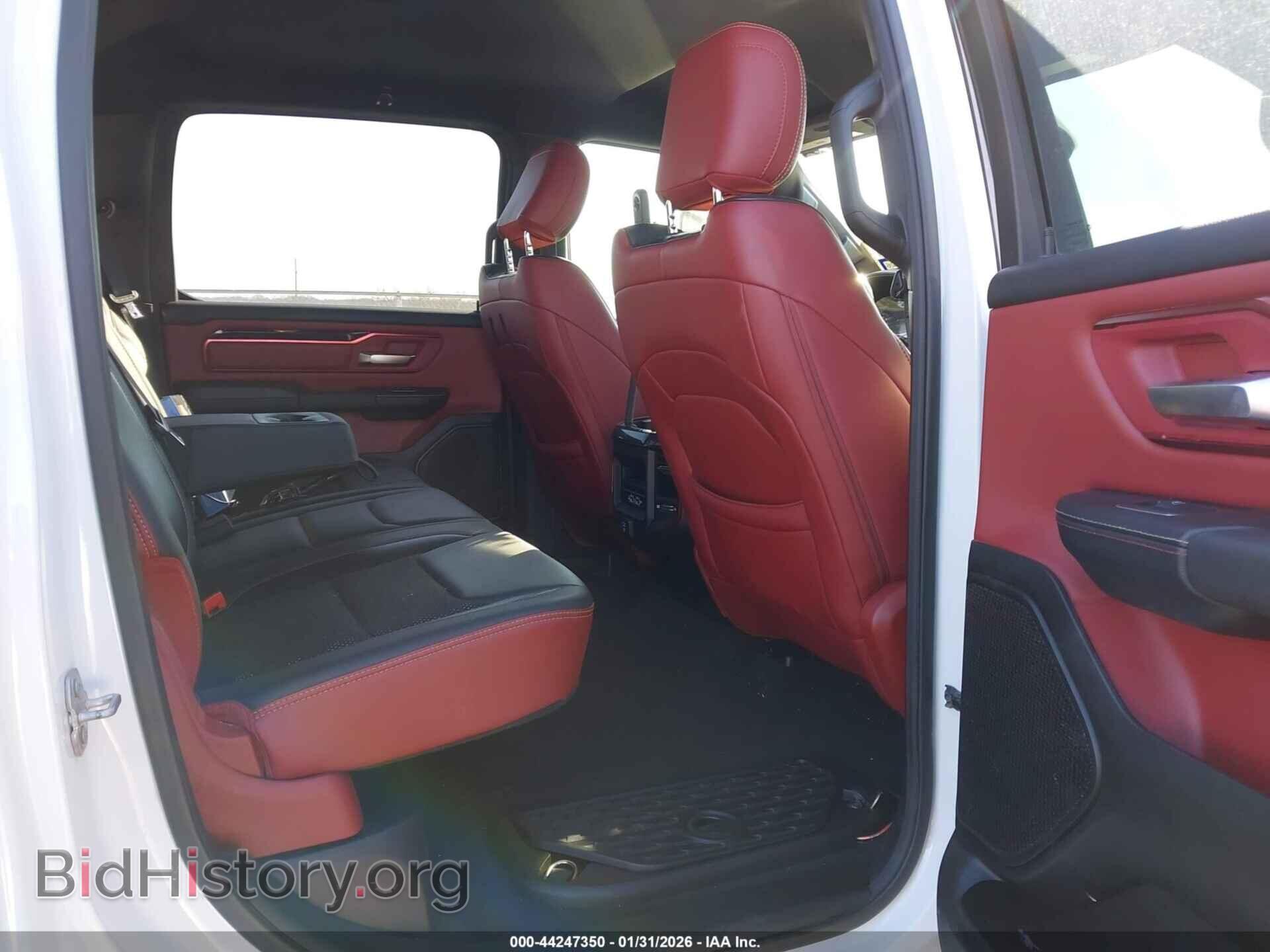 2019 RAM 1500 - VIN: 1C6SRFLT5KN670812 - Фото 8