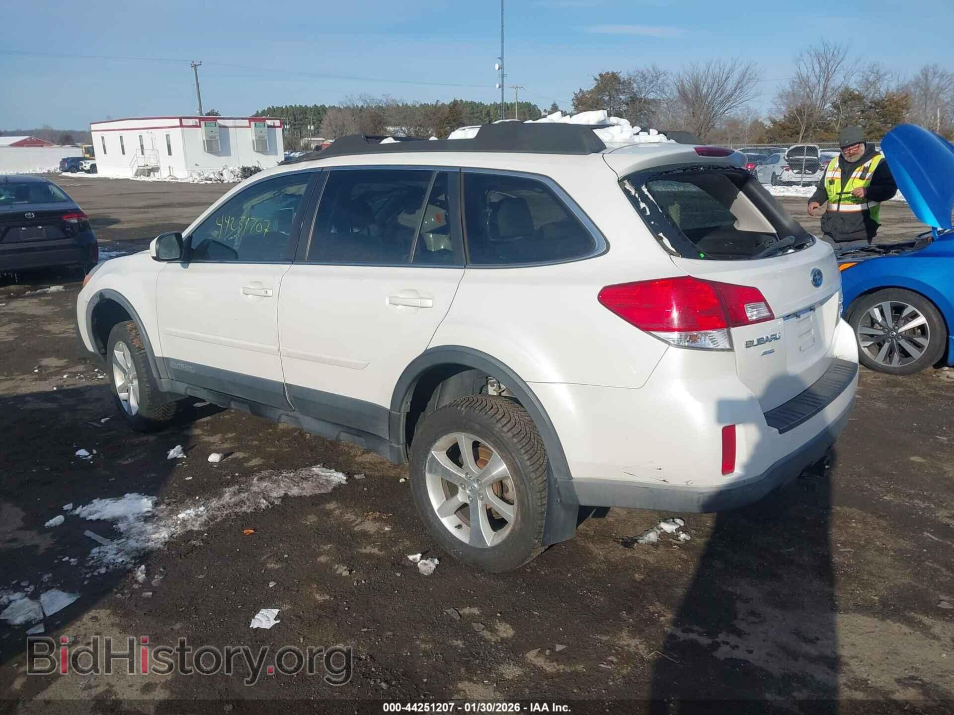 2013 SUBARU OUTBACK - VIN: 4S4BRDLC8D2278033 - Фото 3