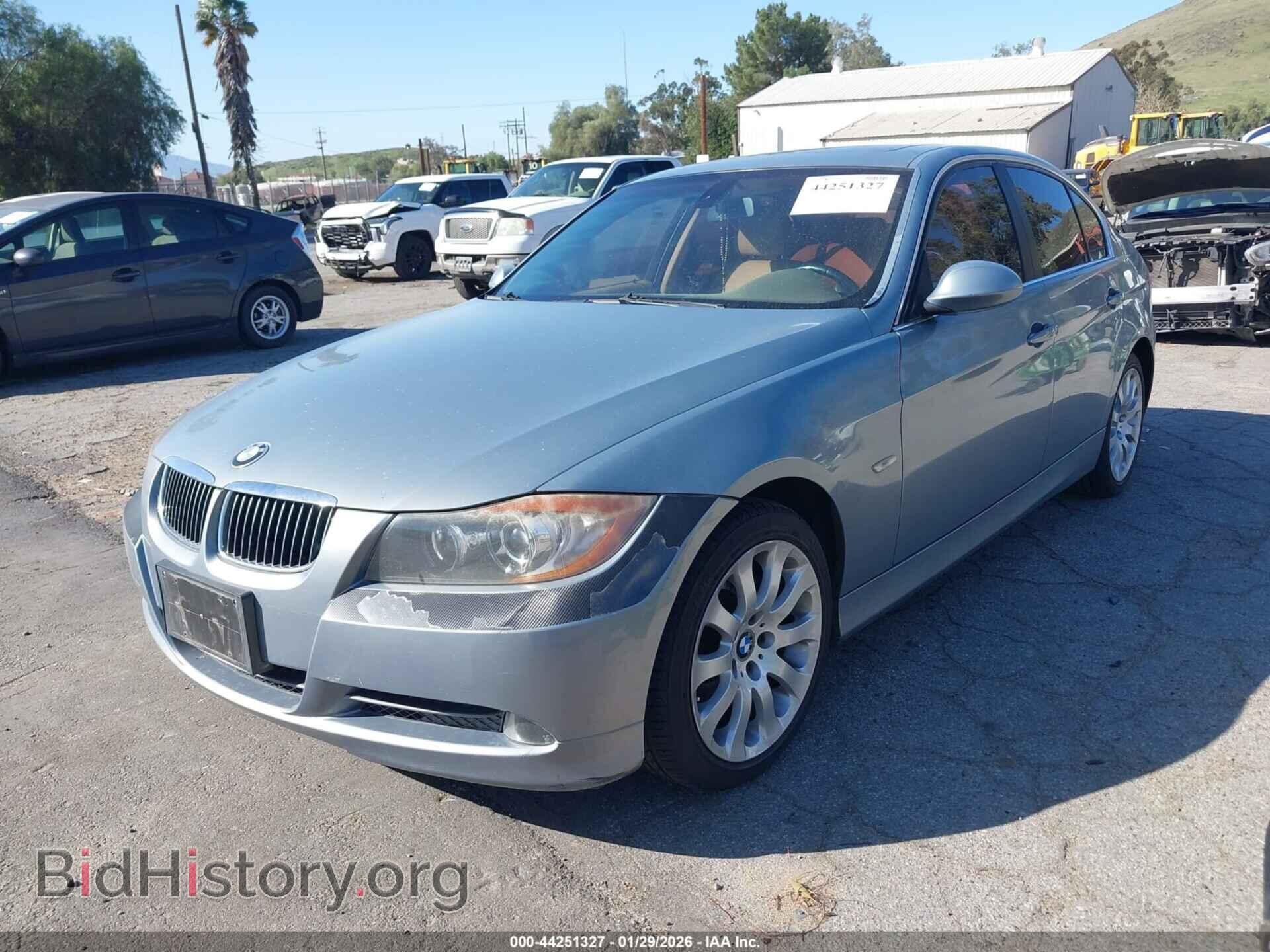 2006 BMW 330I - VIN: WBAVB33556PS10681 - Фото 2