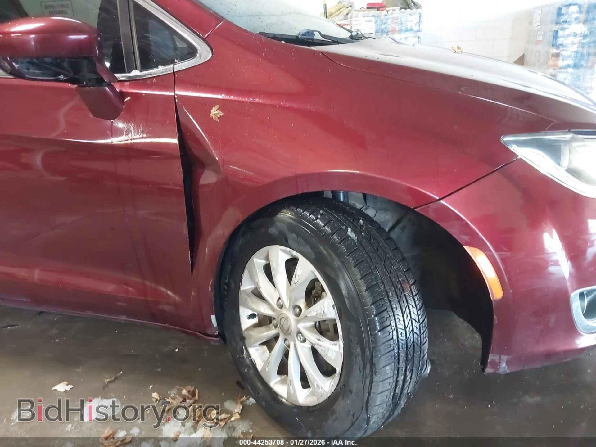 2019 CHRYSLER PACIFICA - VIN: 2C4RC1FG3KR589322 - Фото 6