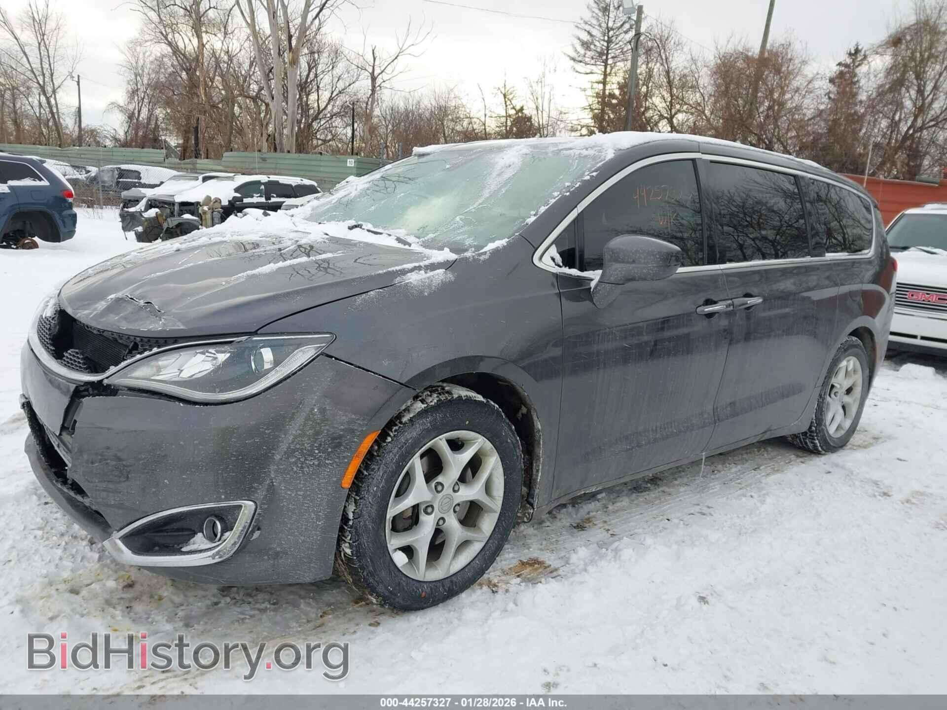 2018 CHRYSLER PACIFICA - VIN: 2C4RC1FG9JR103109 - Photo 2