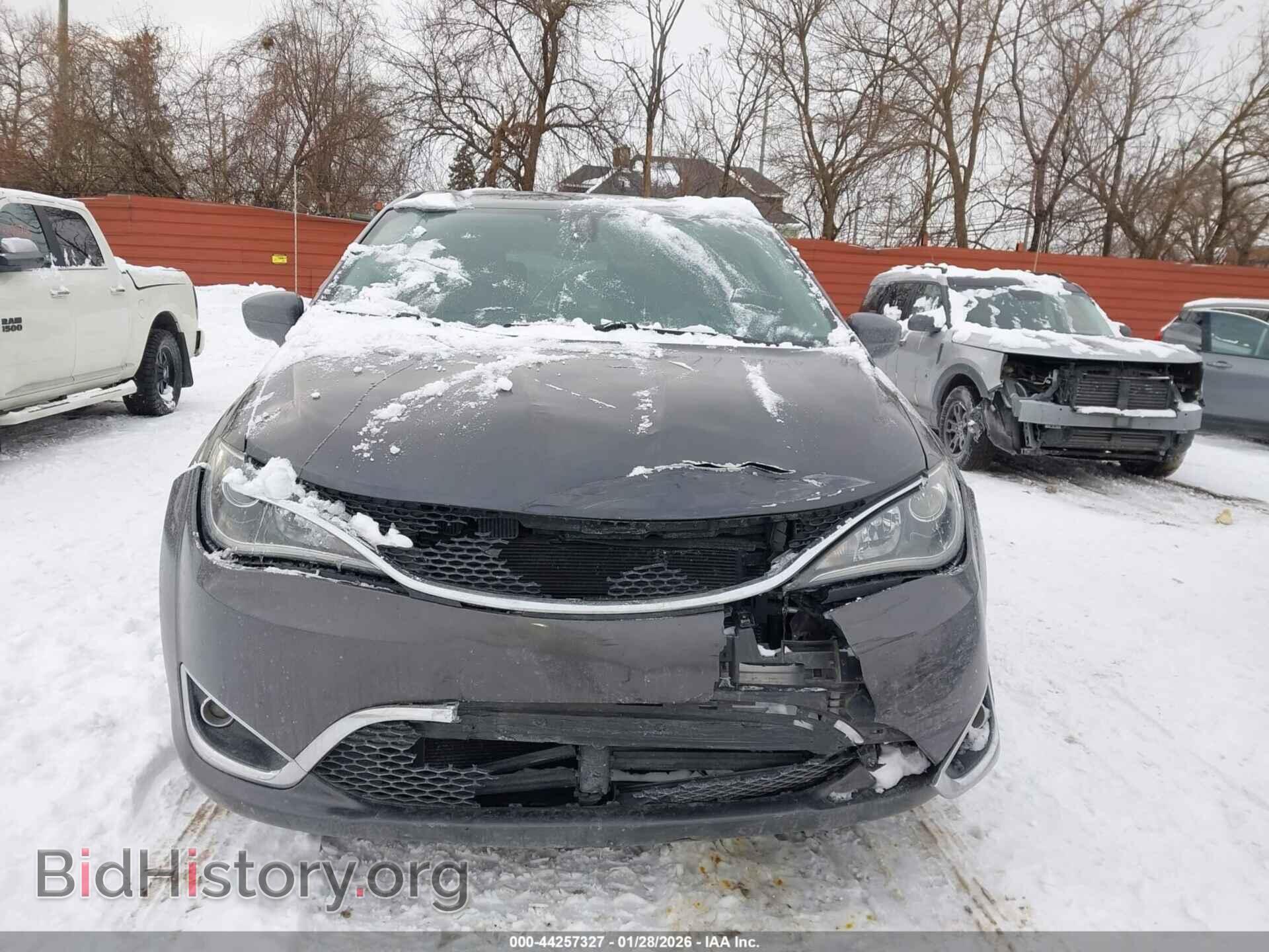 2018 CHRYSLER PACIFICA - VIN: 2C4RC1FG9JR103109 - Photo 12