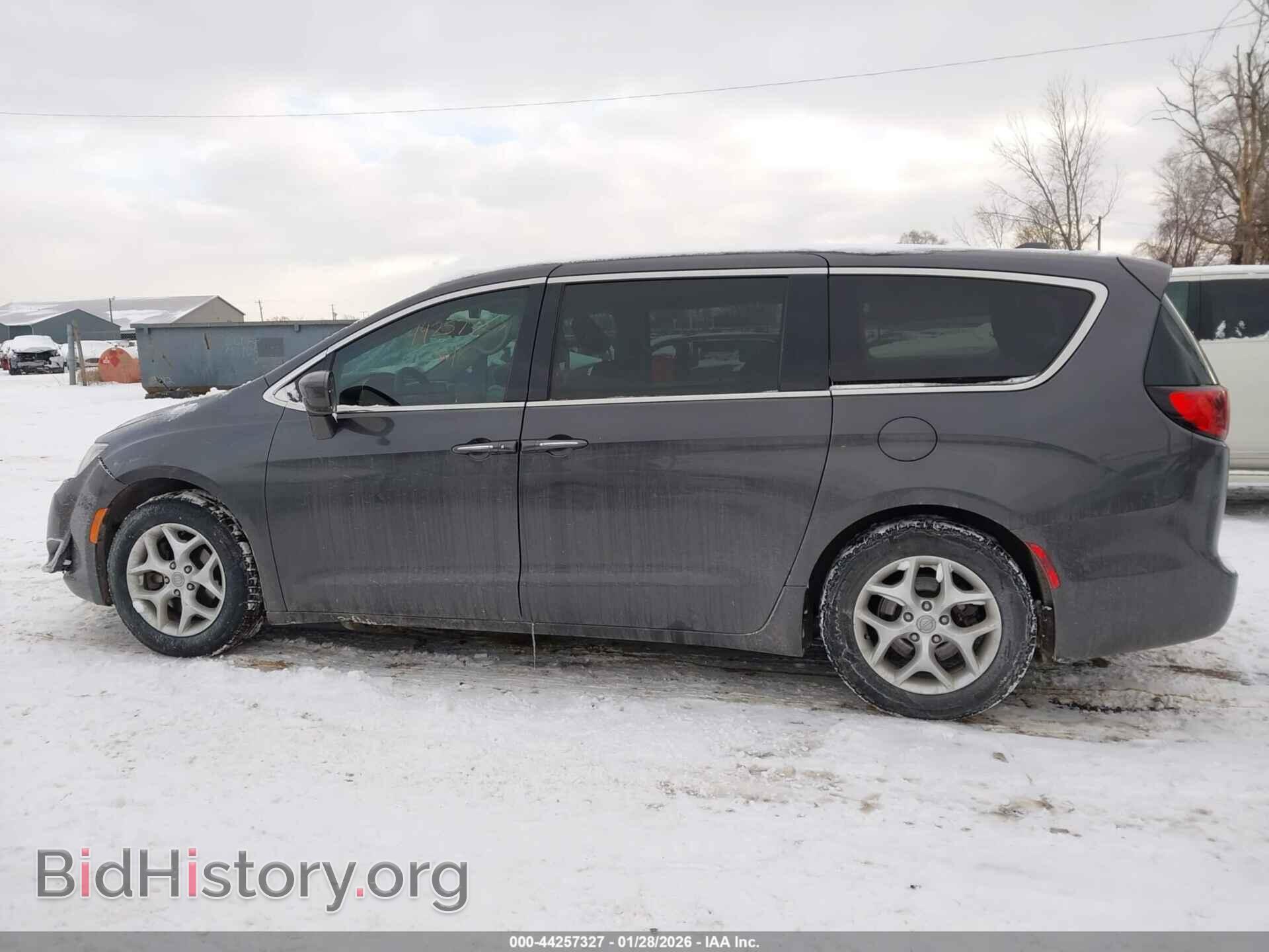 2018 CHRYSLER PACIFICA - VIN: 2C4RC1FG9JR103109 - Photo 14