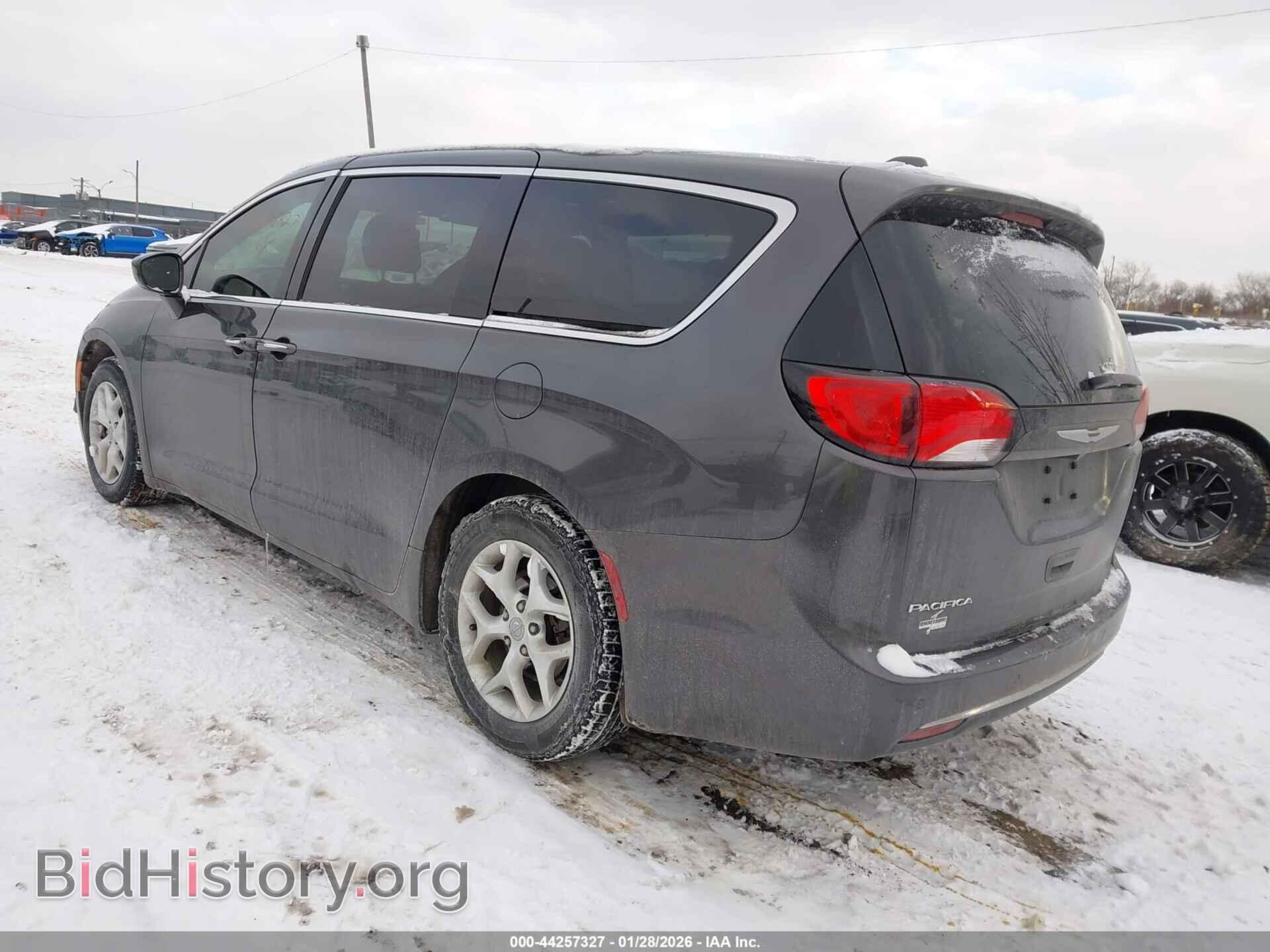 2018 CHRYSLER PACIFICA - VIN: 2C4RC1FG9JR103109 - Photo 3