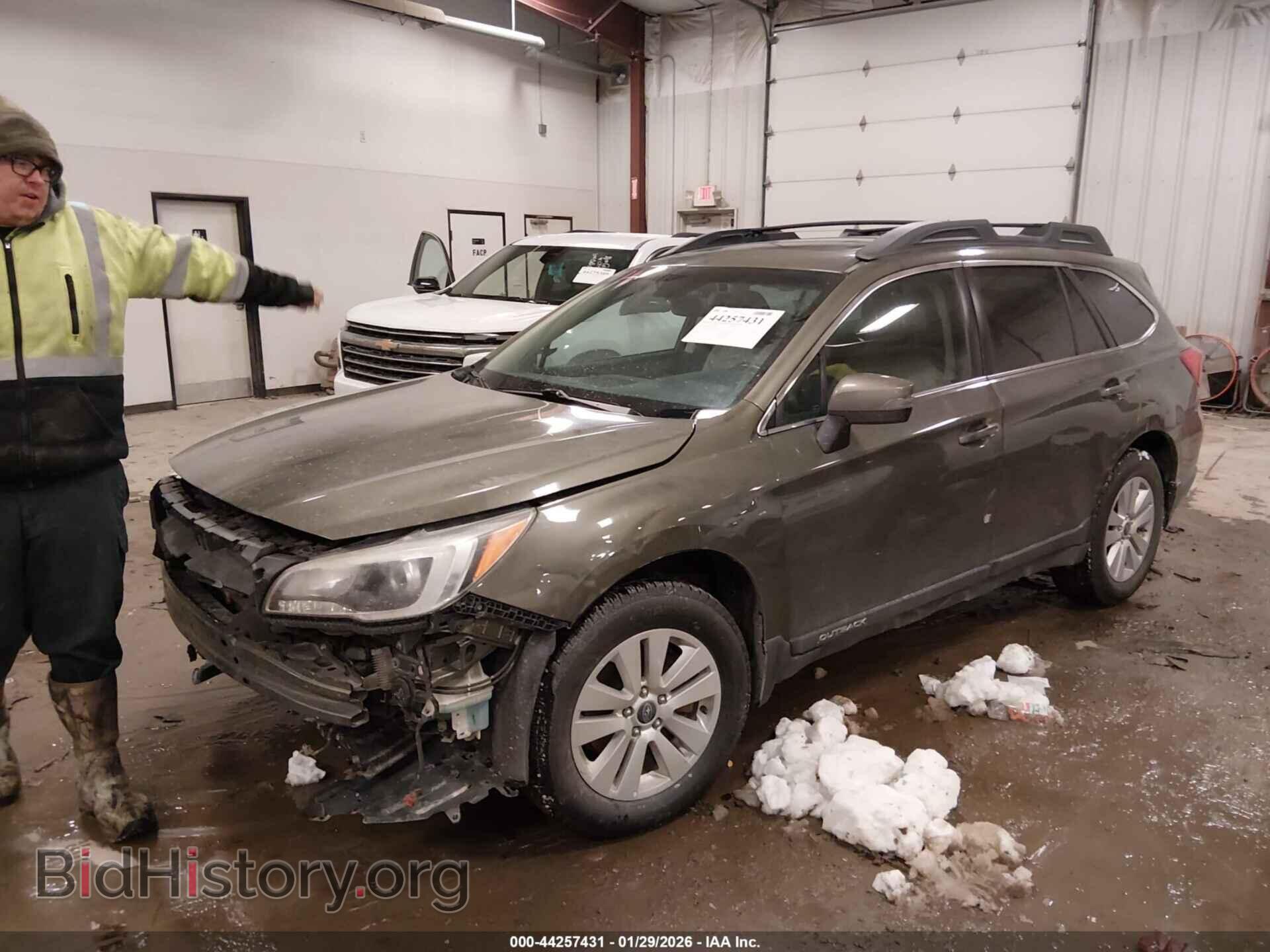 2015 SUBARU OUTBACK - VIN: 4S4BSAHC1F3290954 - Фото 2
