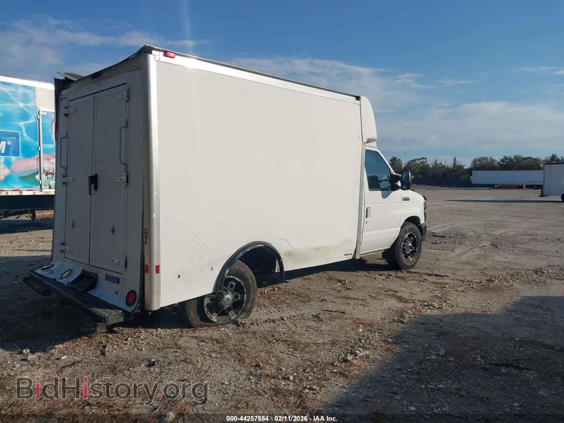 2008 FORD E-350 CUTAWAY - VIN: 1FDSE35LX8DA08363 - Фото 4