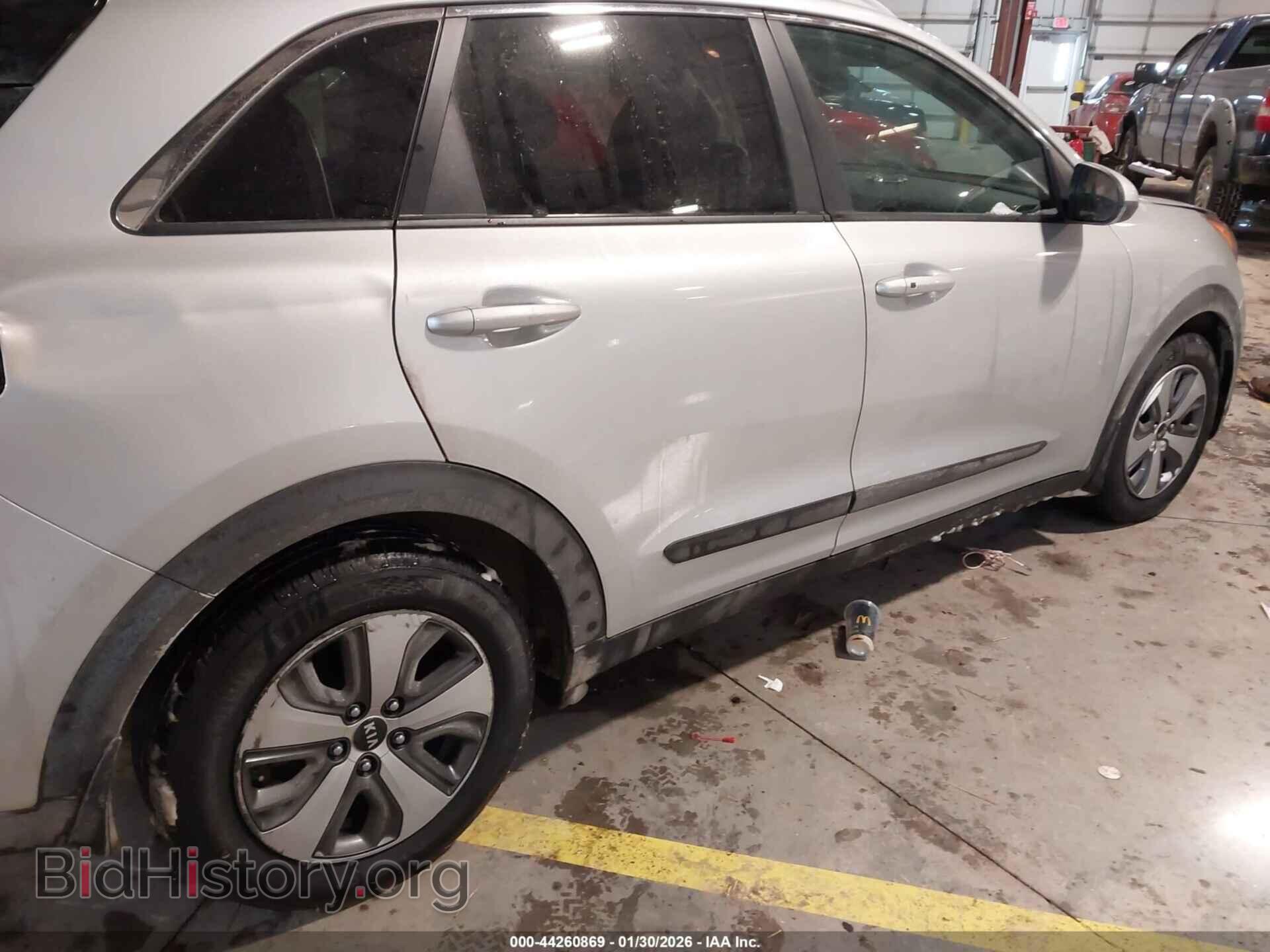 2017 KIA NIRO - VIN: KNDCB3LC6H5092387 - Фото 4