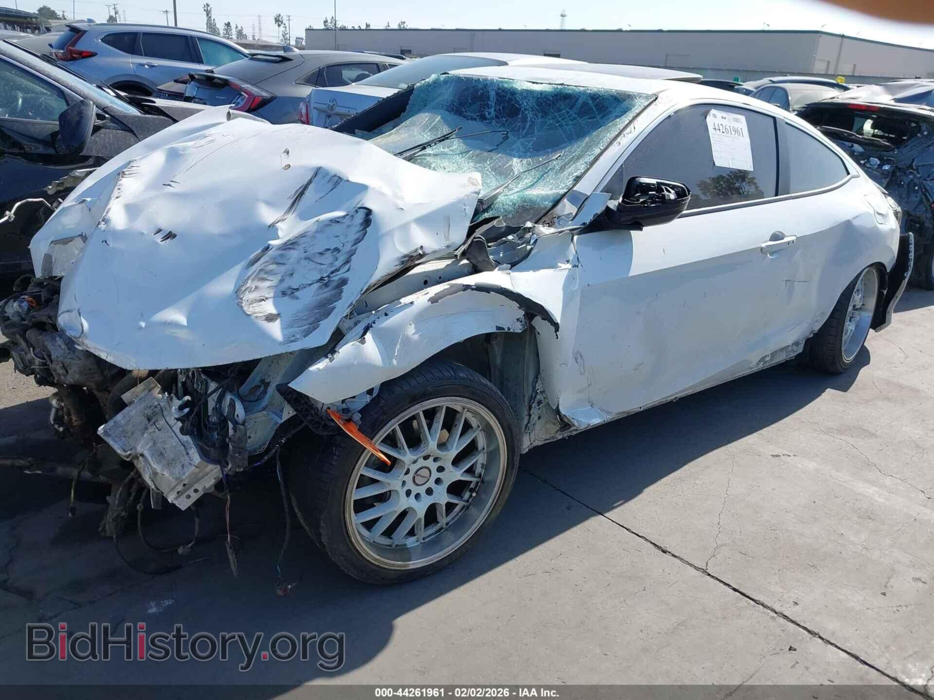 2019 HONDA CIVIC - VIN: 2HGFC3B38KH357193 - Фото 2