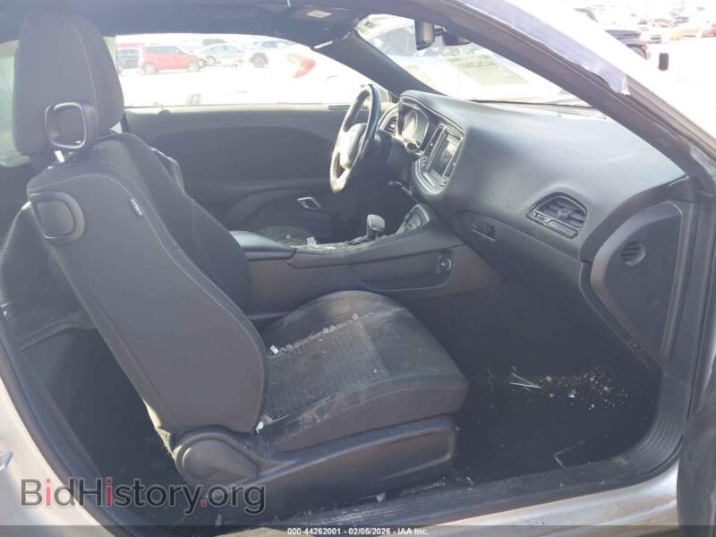2020 Dodge CHALLENGER (VIN 2C3CDZAG4LH105369) — фото 5 из 18