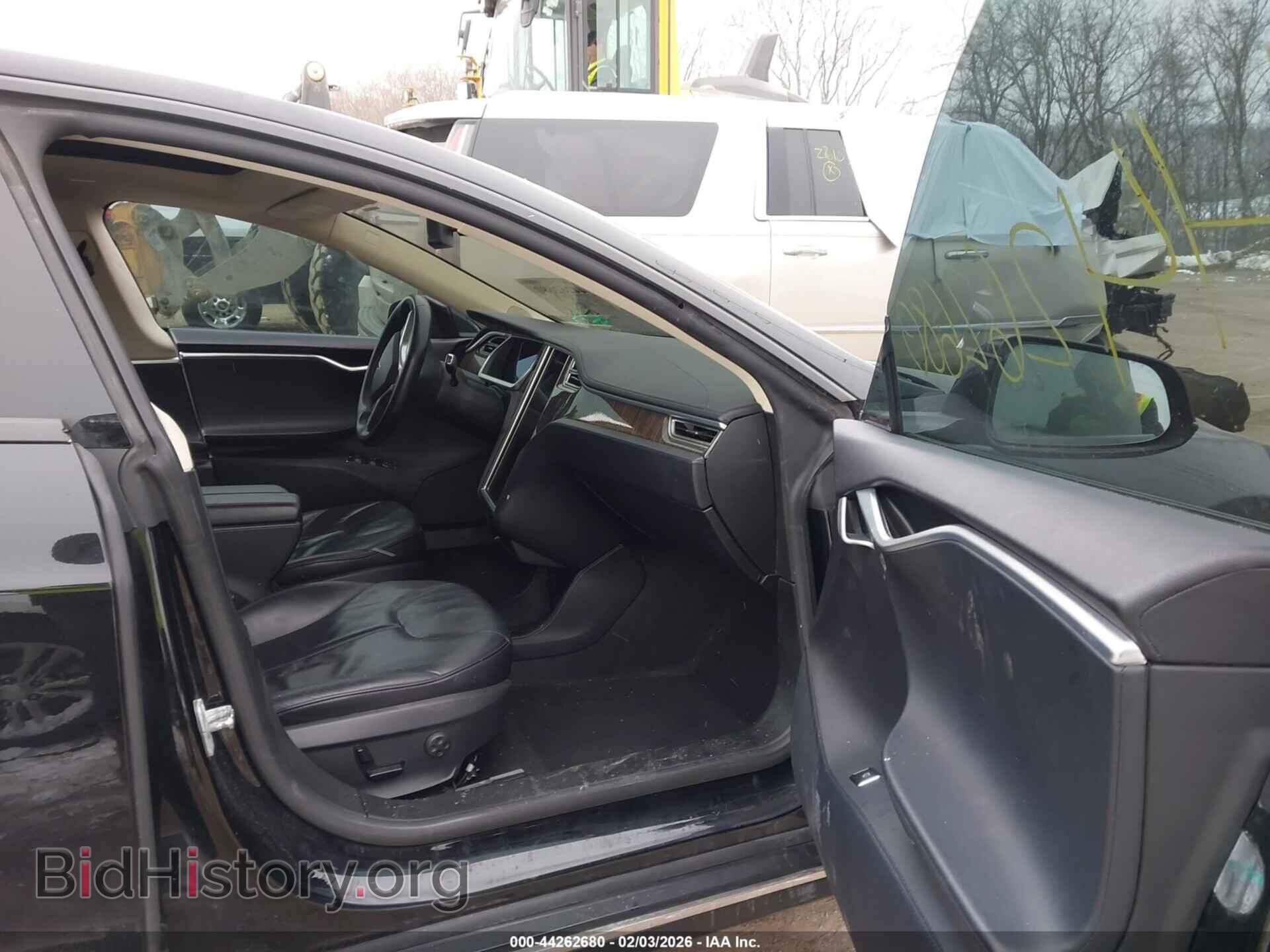 2013 TESLA MODEL S - VIN: 5YJSA1CN7DFP18607 - Фото 5