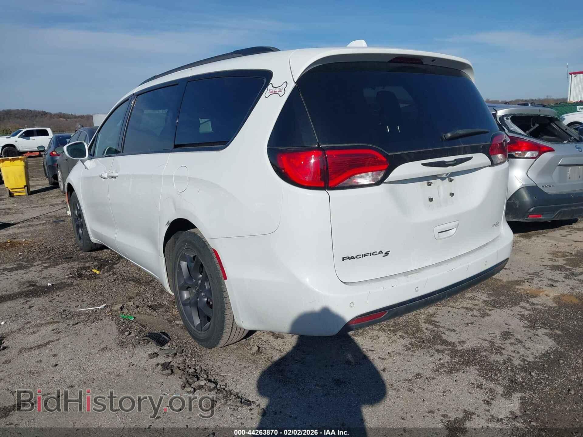 2020 CHRYSLER PACIFICA - VIN: 2C4RC1BG0LR150361 - Фото 3