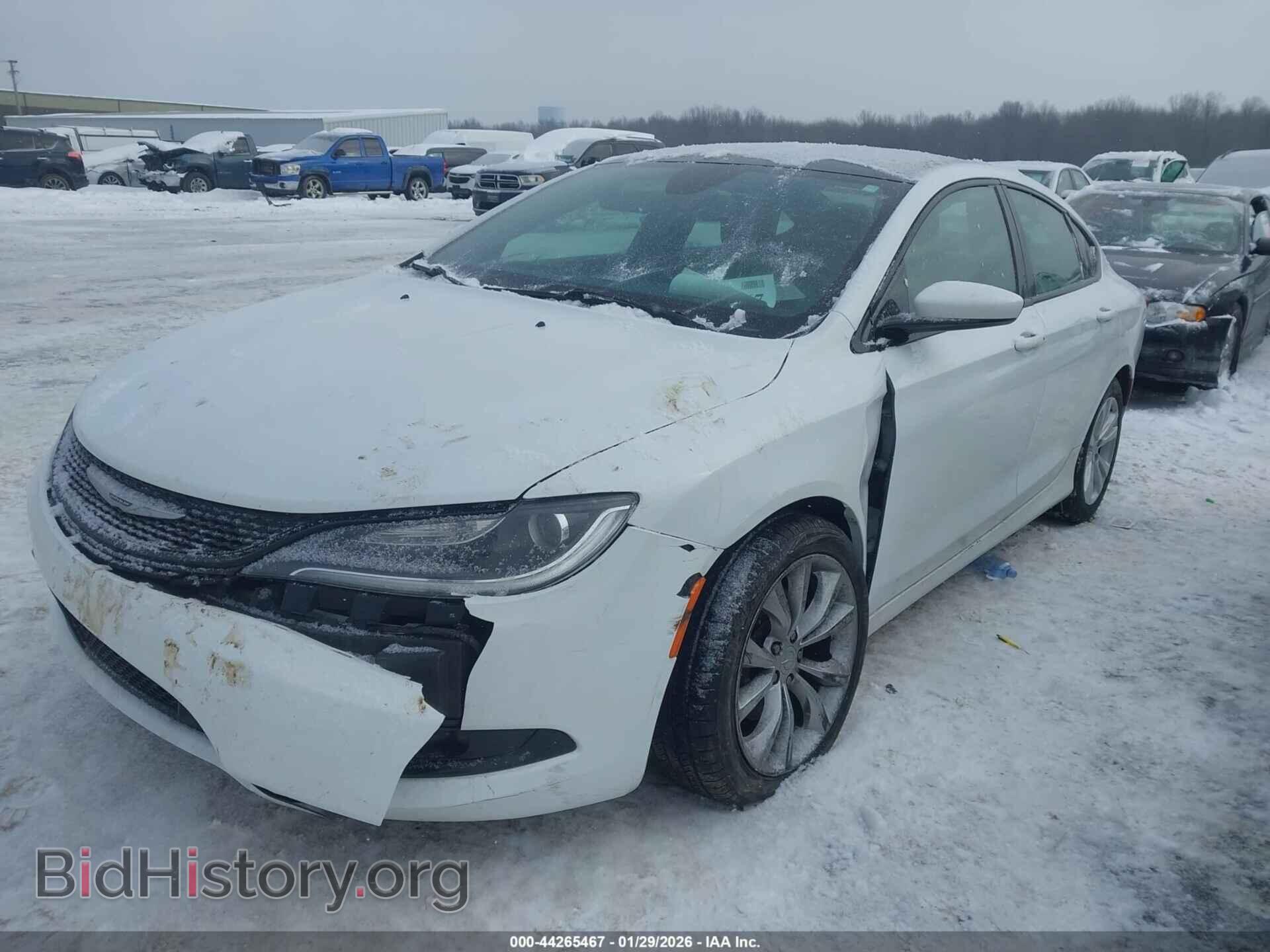 2016 CHRYSLER 200 - VIN: 1C3CCCBB1GN147675 - Photo 2