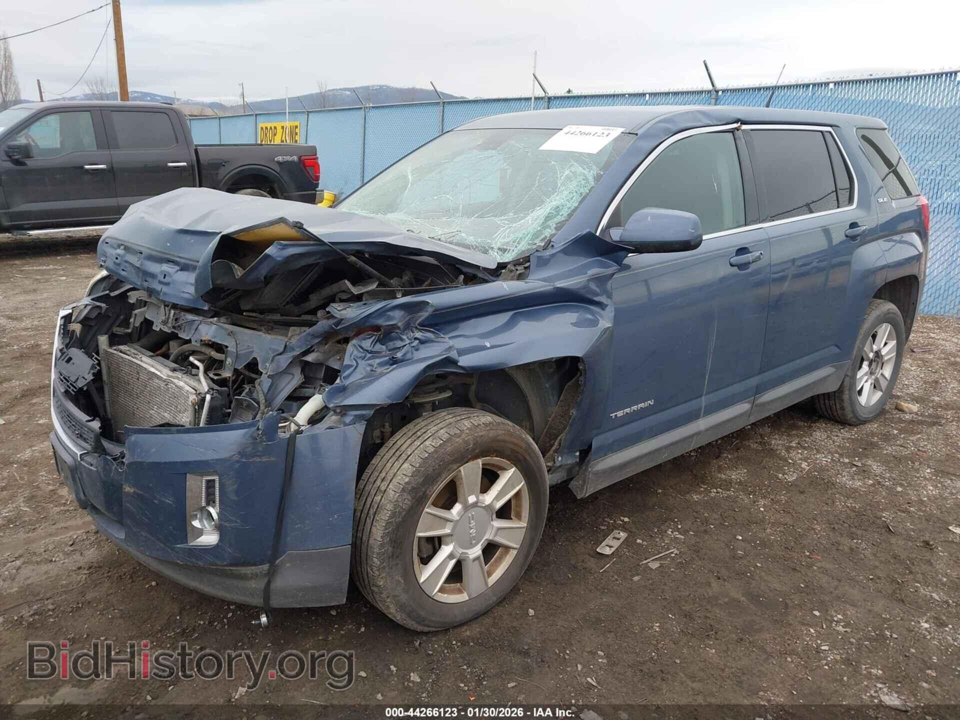 2011 GMC TERRAIN - VIN: 2CTFLREC7B6202583 - Photo 2