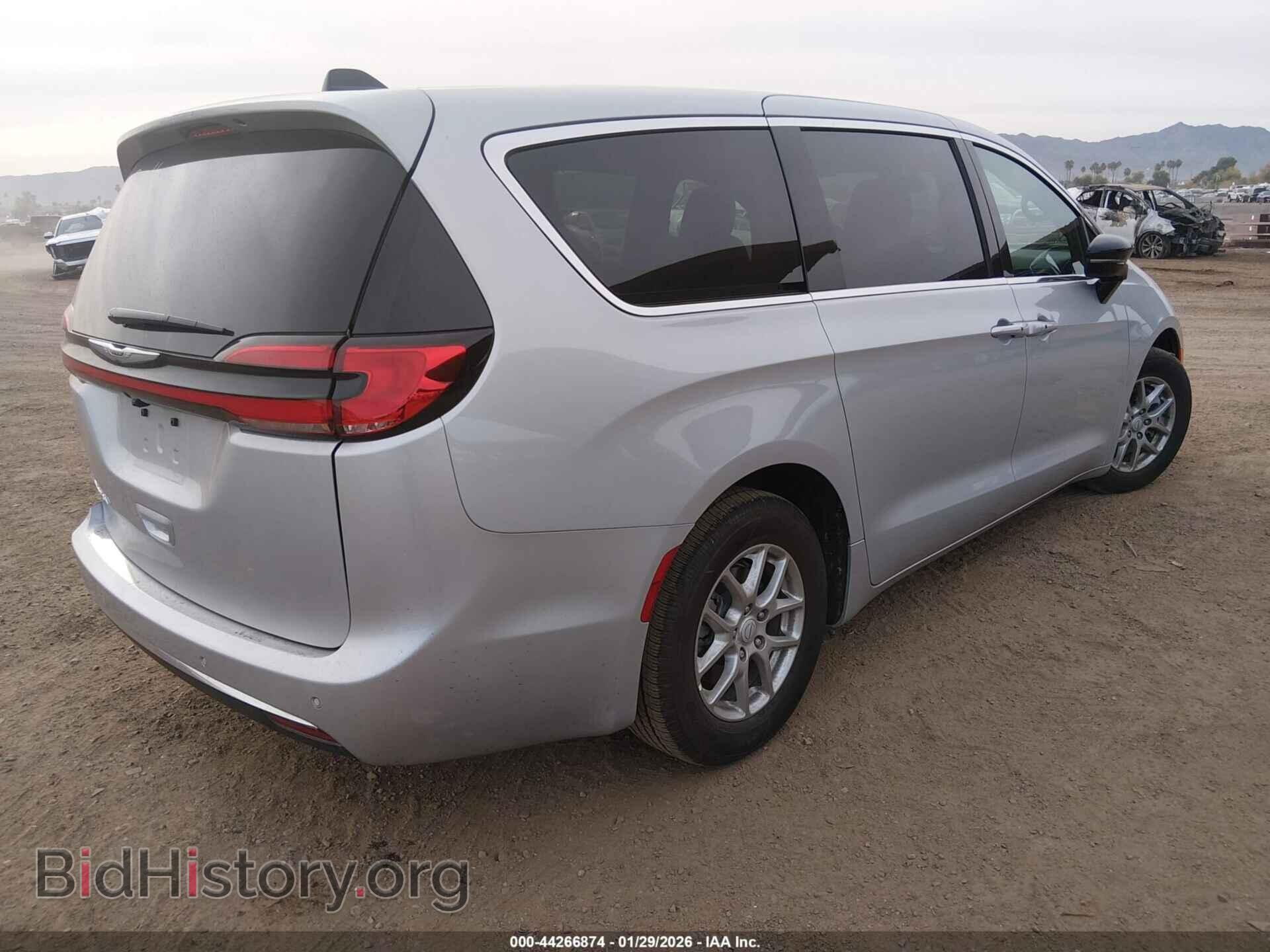 2026 CHRYSLER PACIFICA - VIN: 2C4RC1BG0TR215516 - Photo 4