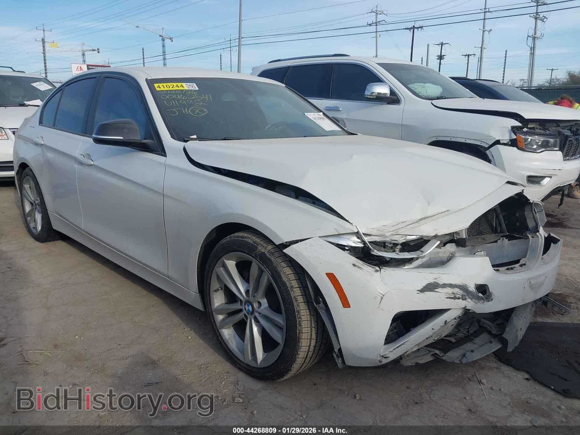 Photo WBA8E1G58GNU11992 - BMW 320I 2016