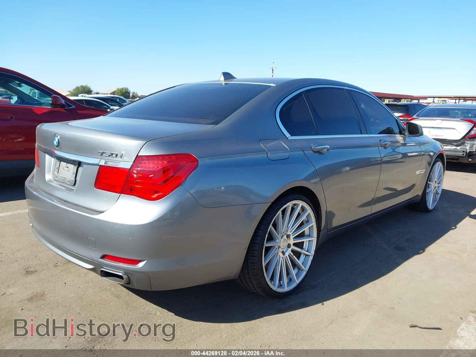 2012 BMW 750I - VIN: WBAKA8C59CDX01450 - Фото 4