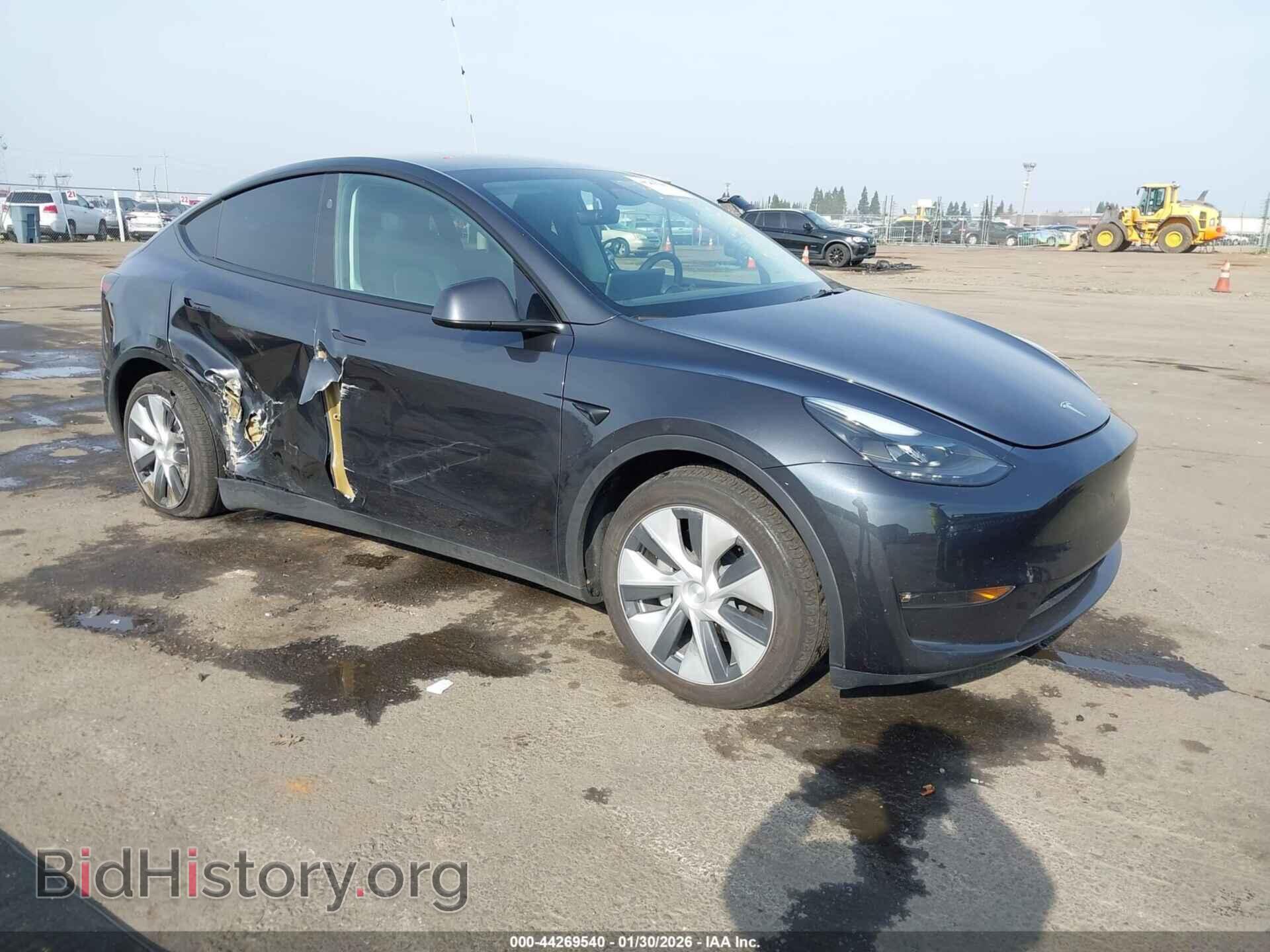 Фотография 7SAYGDEE7RF051880 - TESLA MODEL Y 2024
