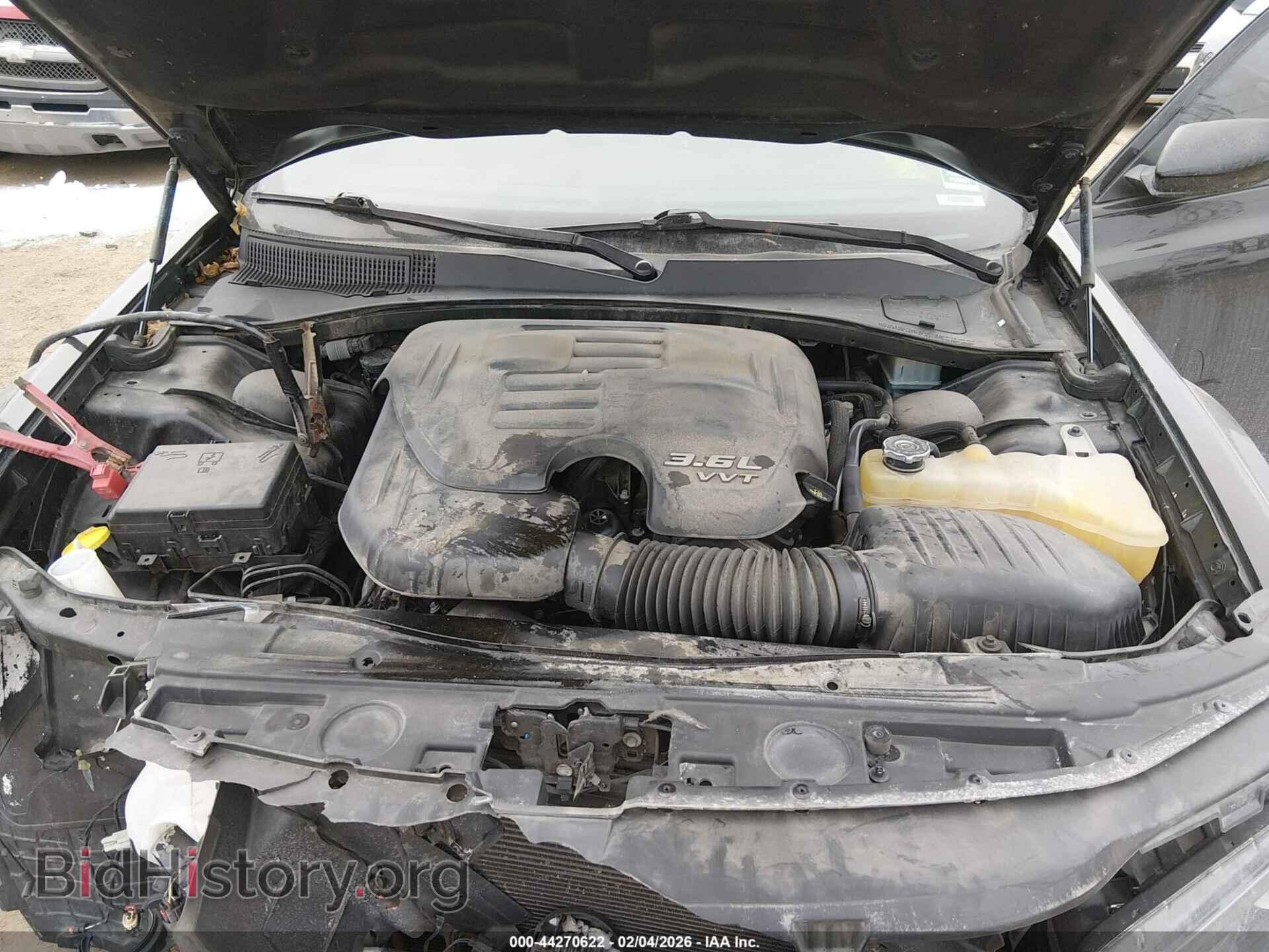 2019 CHRYSLER 300 - VIN: 2C3CCAGG7KH605052 - Фото 10