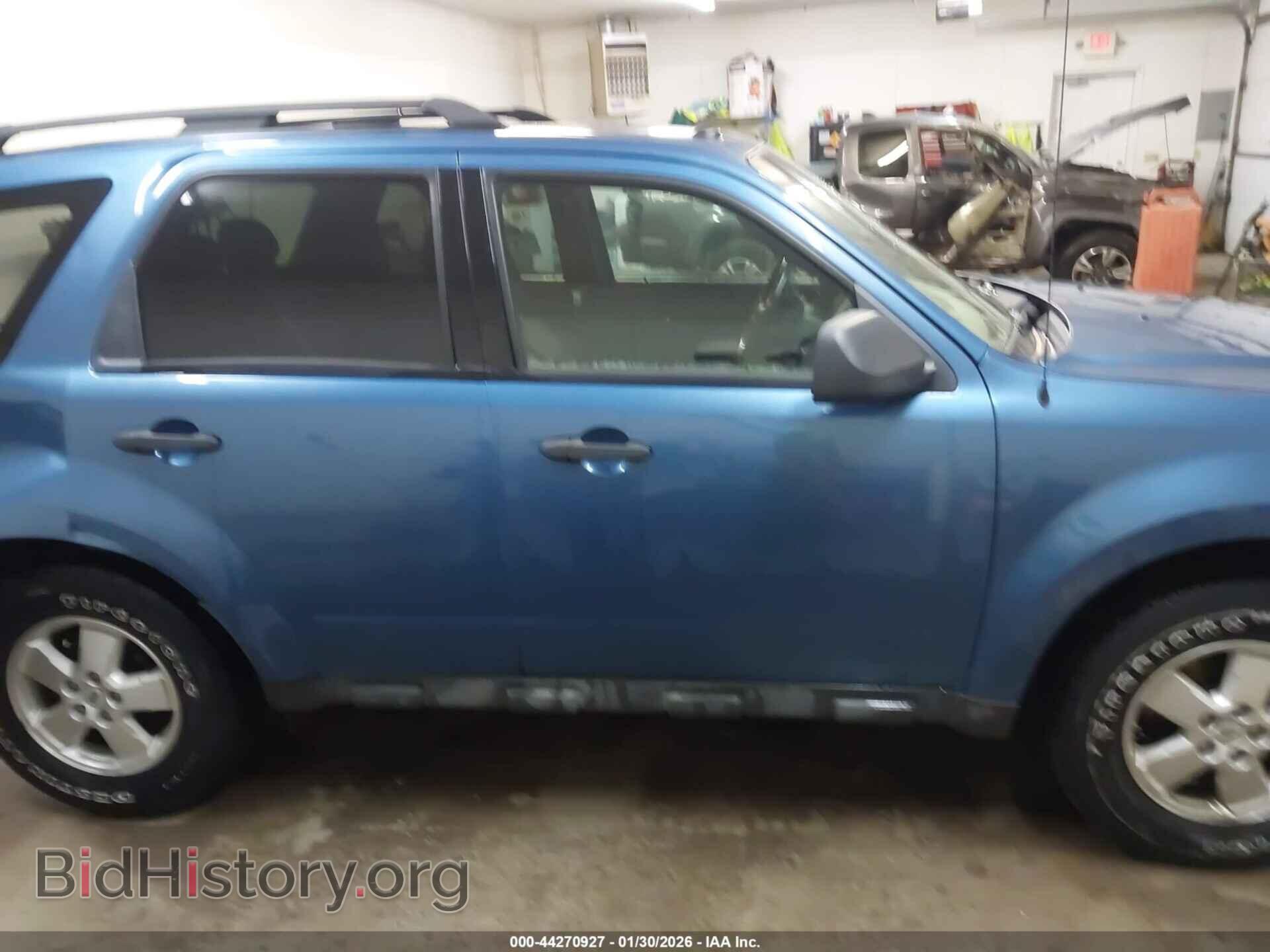 2009 FORD ESCAPE - VIN: 1FMCU03739KD00476 - Фото 13