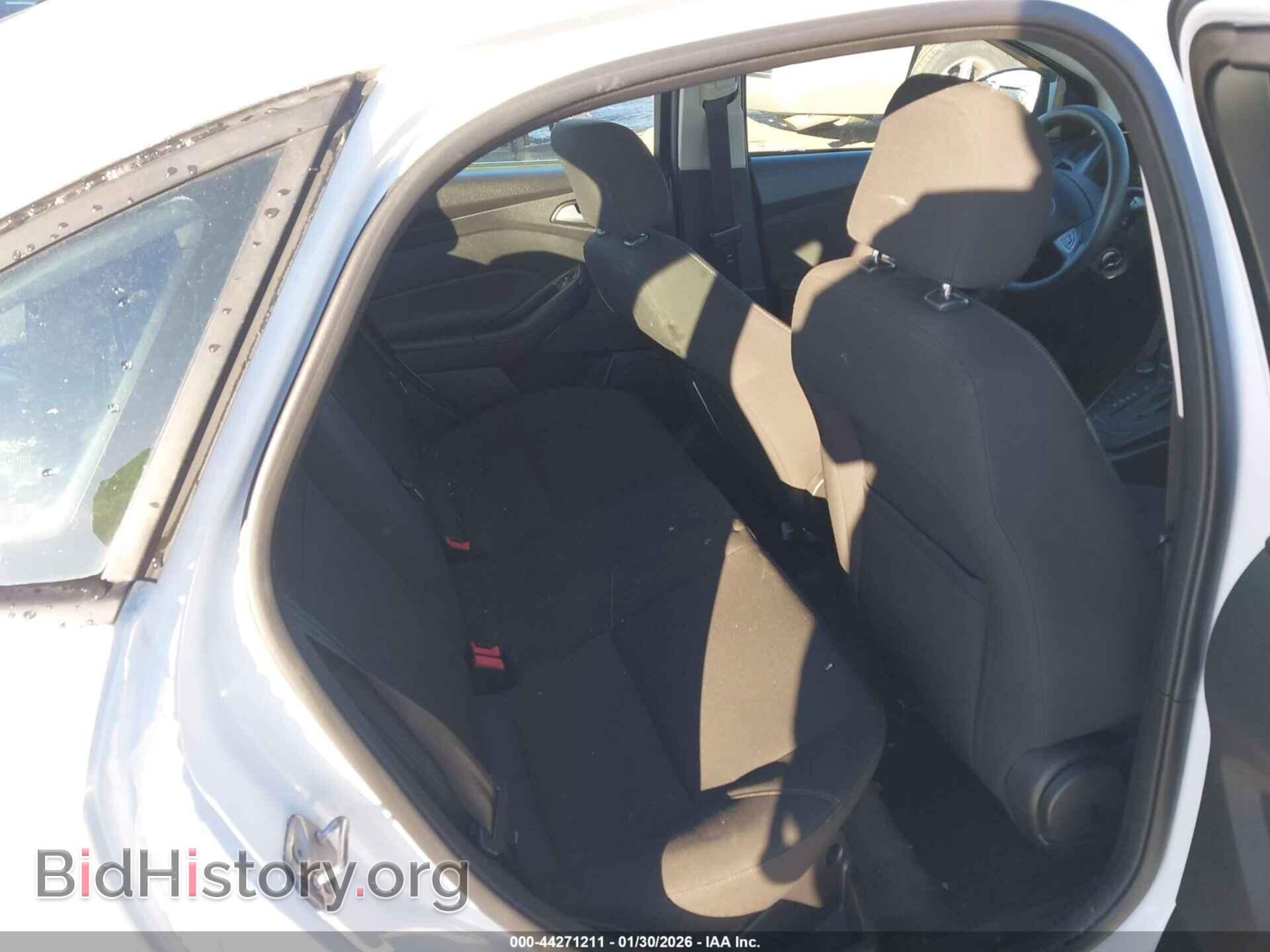 2015 FORD FOCUS - VIN: 1FADP3F22FL268049 - Photo 8