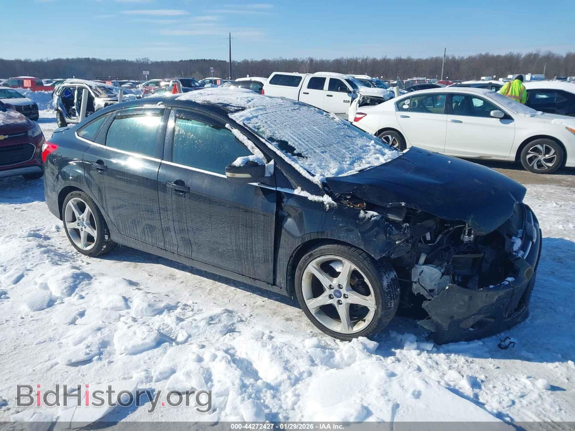 Photo 1FAHP3J20CL297540 - FORD FOCUS 2012