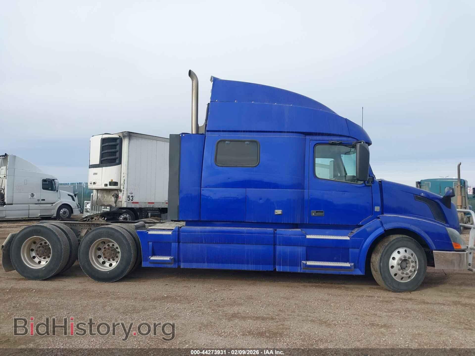 2013 VOLVO VN - VIN: 4V4NC9EH2DN544822 - Фото 13