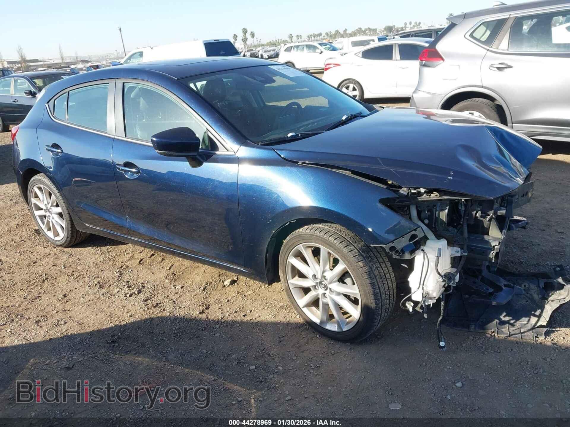 Фотография 3MZBN1M39HM144706 - MAZDA MAZDA3 2017