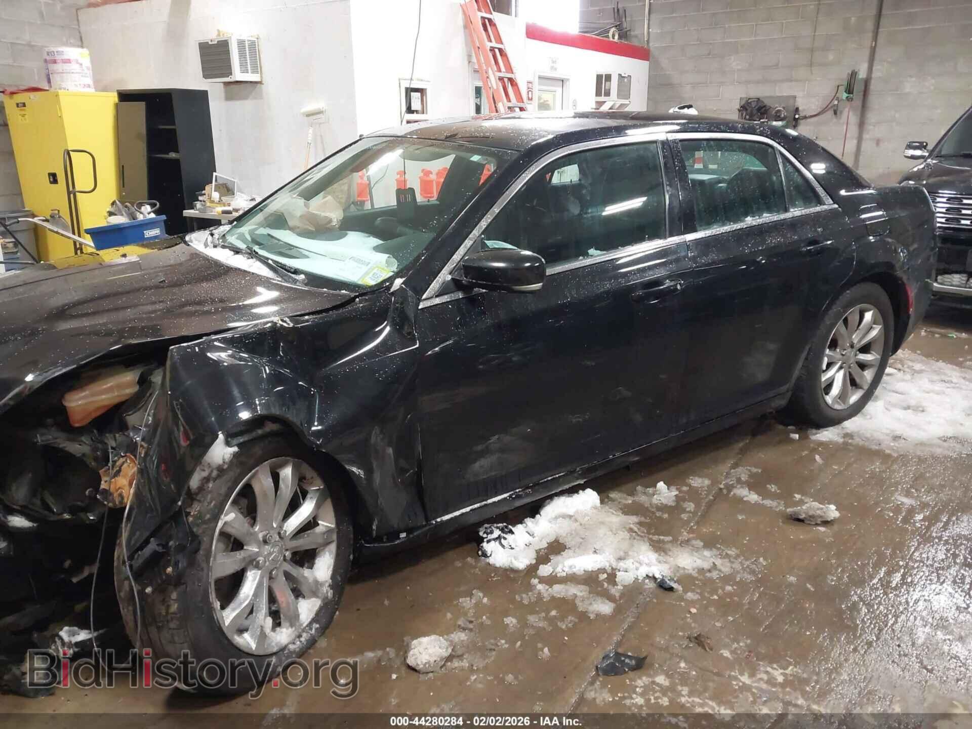 2015 CHRYSLER 300 - VIN: 2C3CCARG5FH782346 - Фото 6