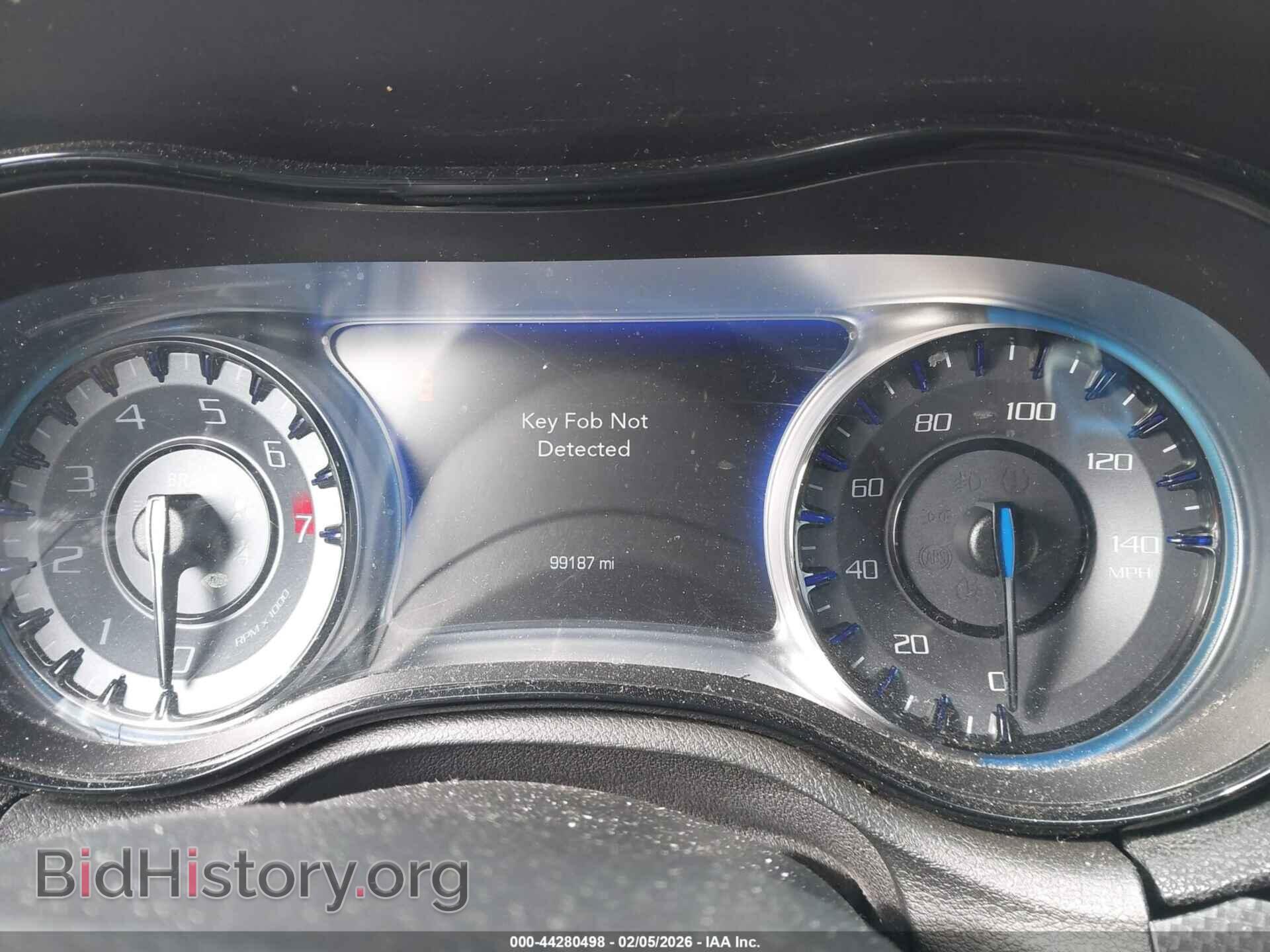 2016 CHRYSLER 300 - VIN: 2C3CCABG2GH152151 - Photo 7