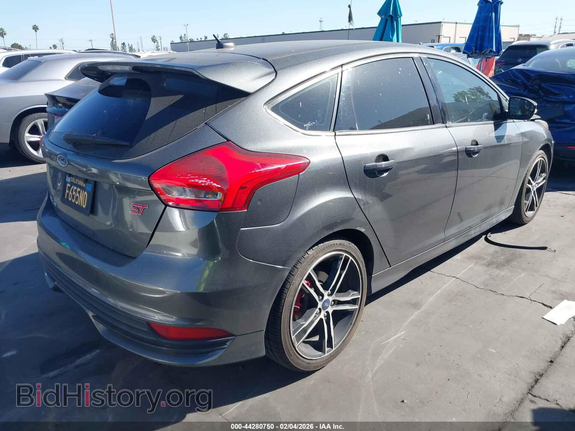 2016 FORD FOCUS ST - VIN: 1FADP3L93GL372598 - Photo 4
