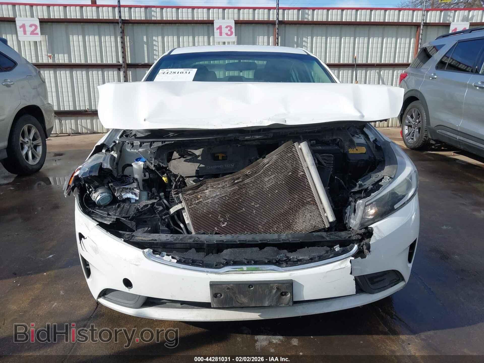 2018 KIA FORTE - VIN: 3KPFK4A73JE242555 - Фото 6