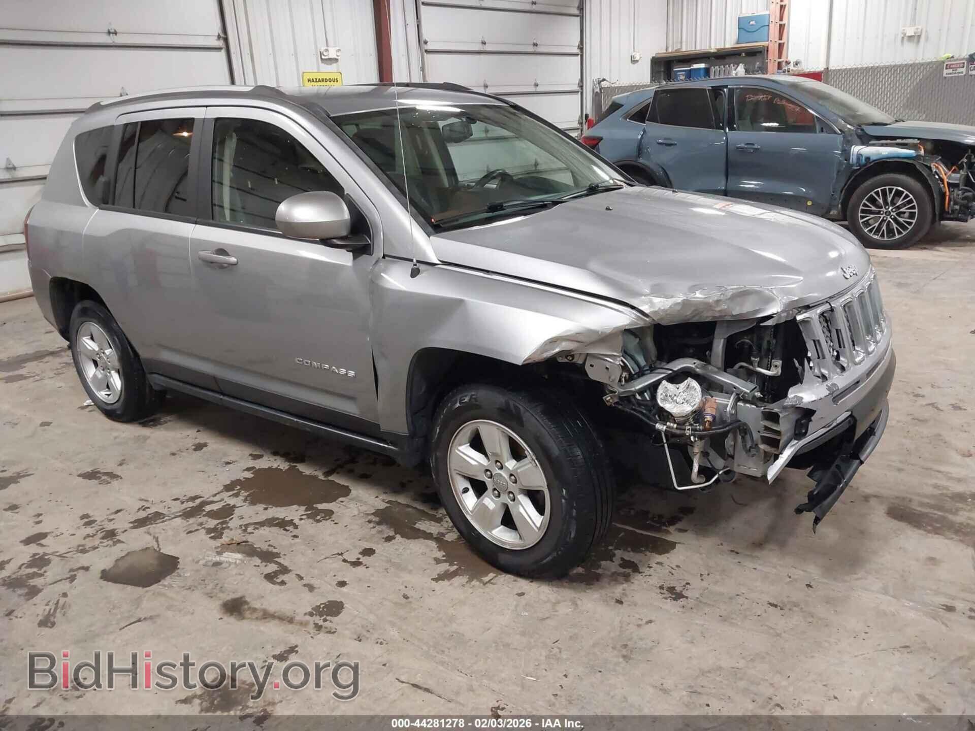 Photo 1C4NJCEB2HD102726 - JEEP COMPASS 2017
