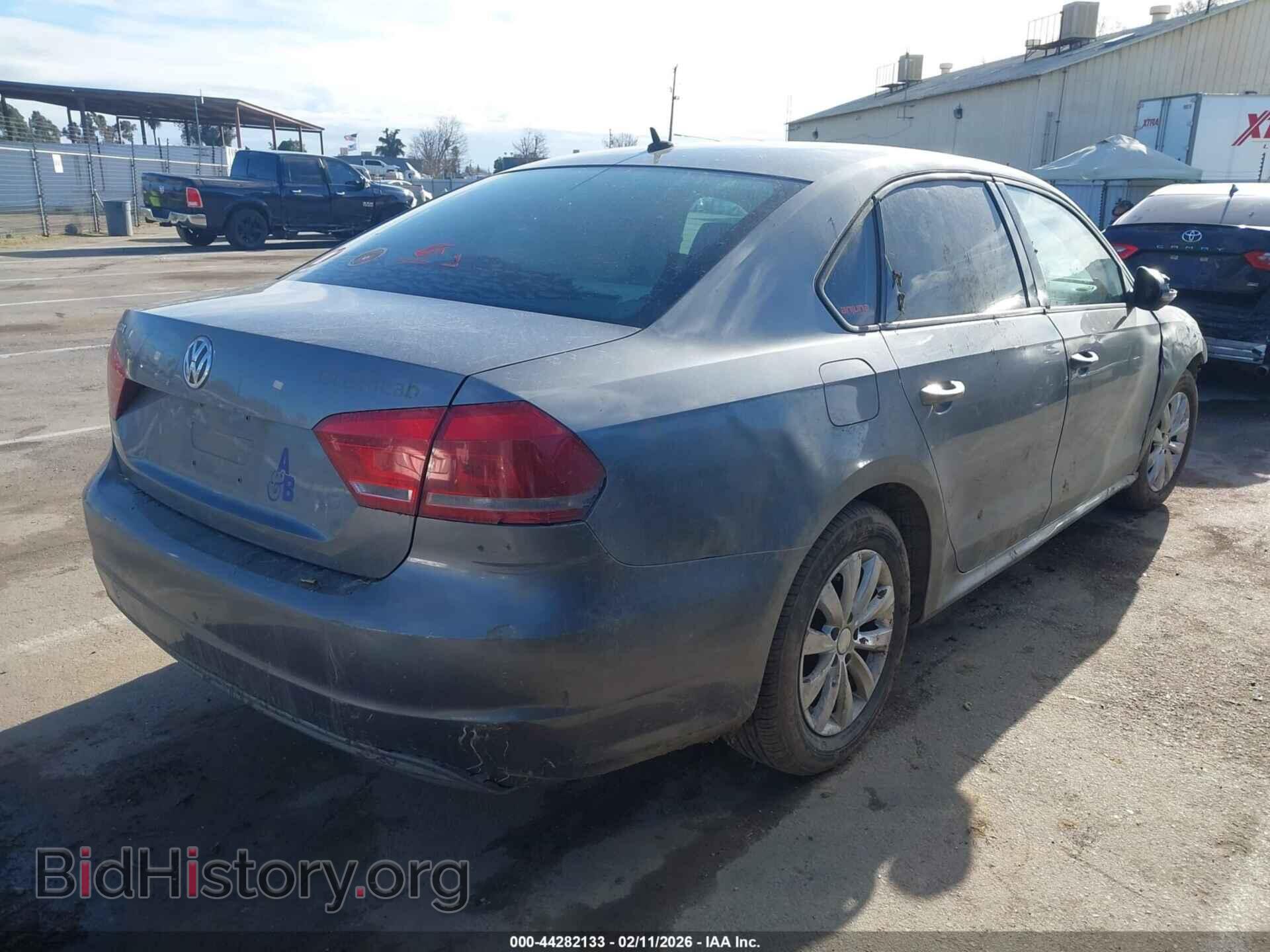 2012 VOLKSWAGEN PASSAT - VIN: 1VWAP7A3XCC016157 - Фото 4