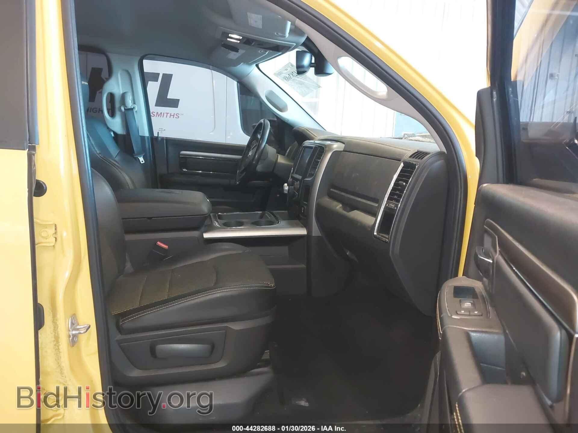 2016 RAM 1500 - VIN: 1C6RR7MT4GS327680 - Фото 5